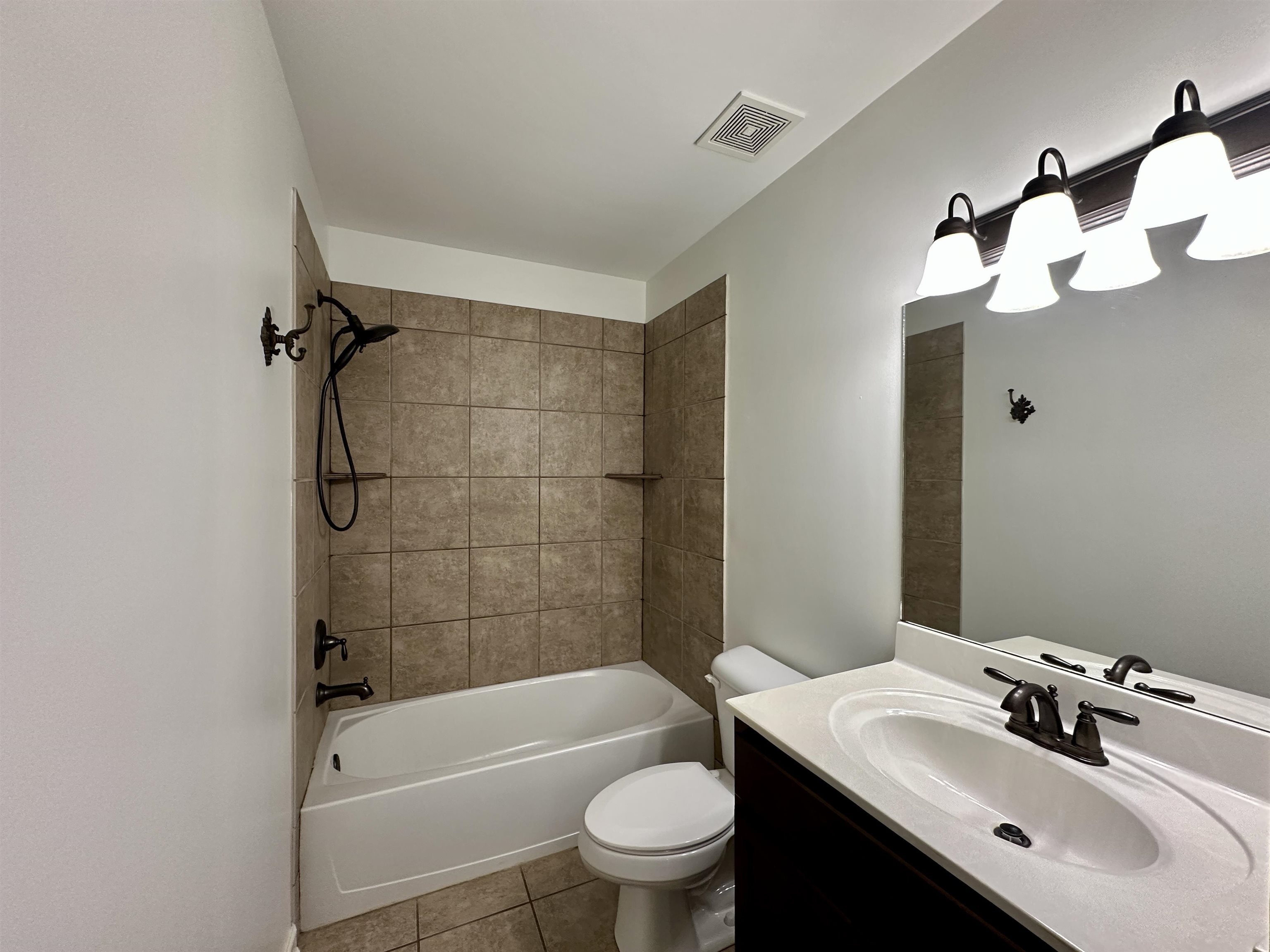 40 Green Hills Dr Property Photo 26