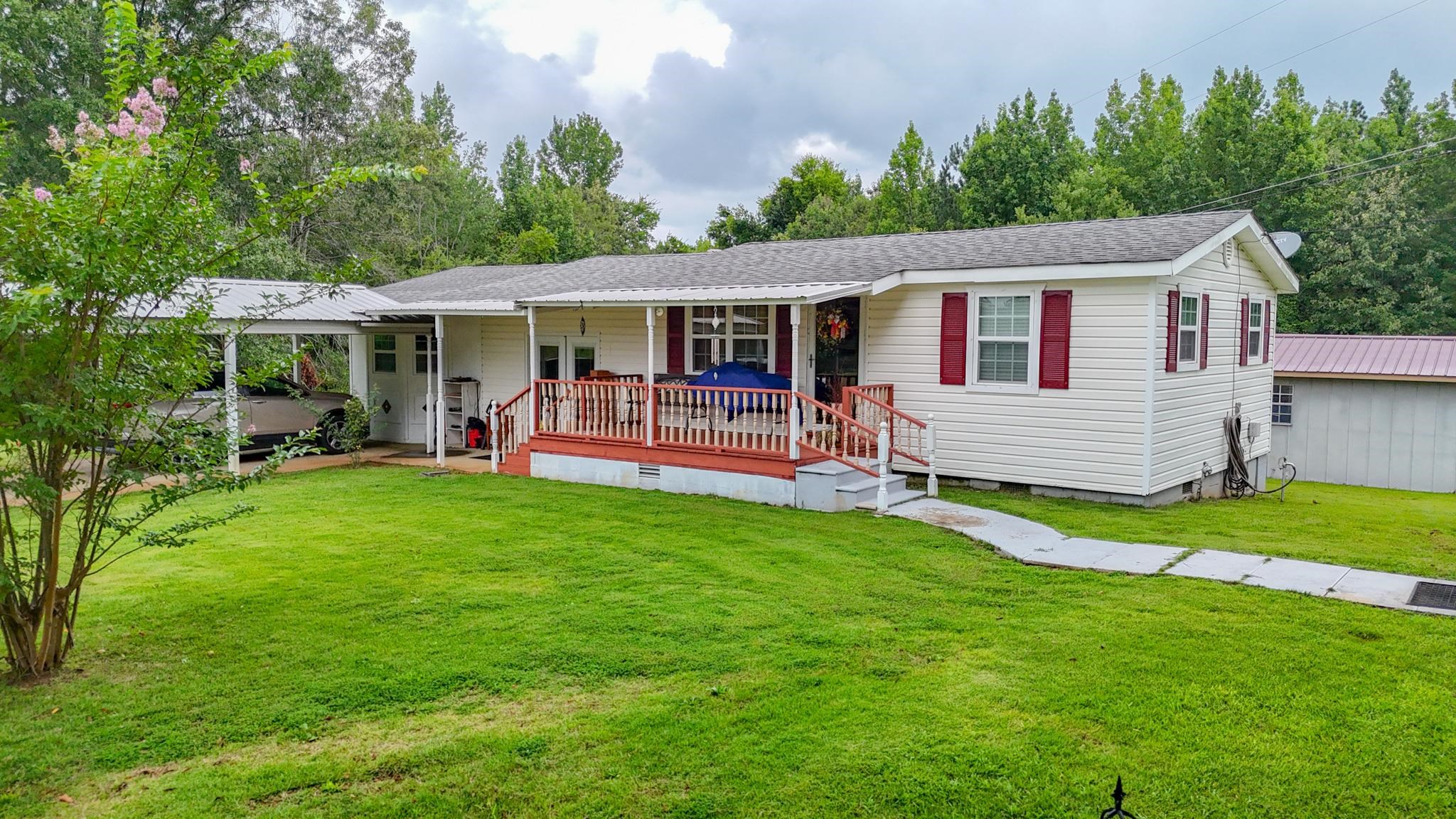 1679 Fulton Rd Property Photo 2
