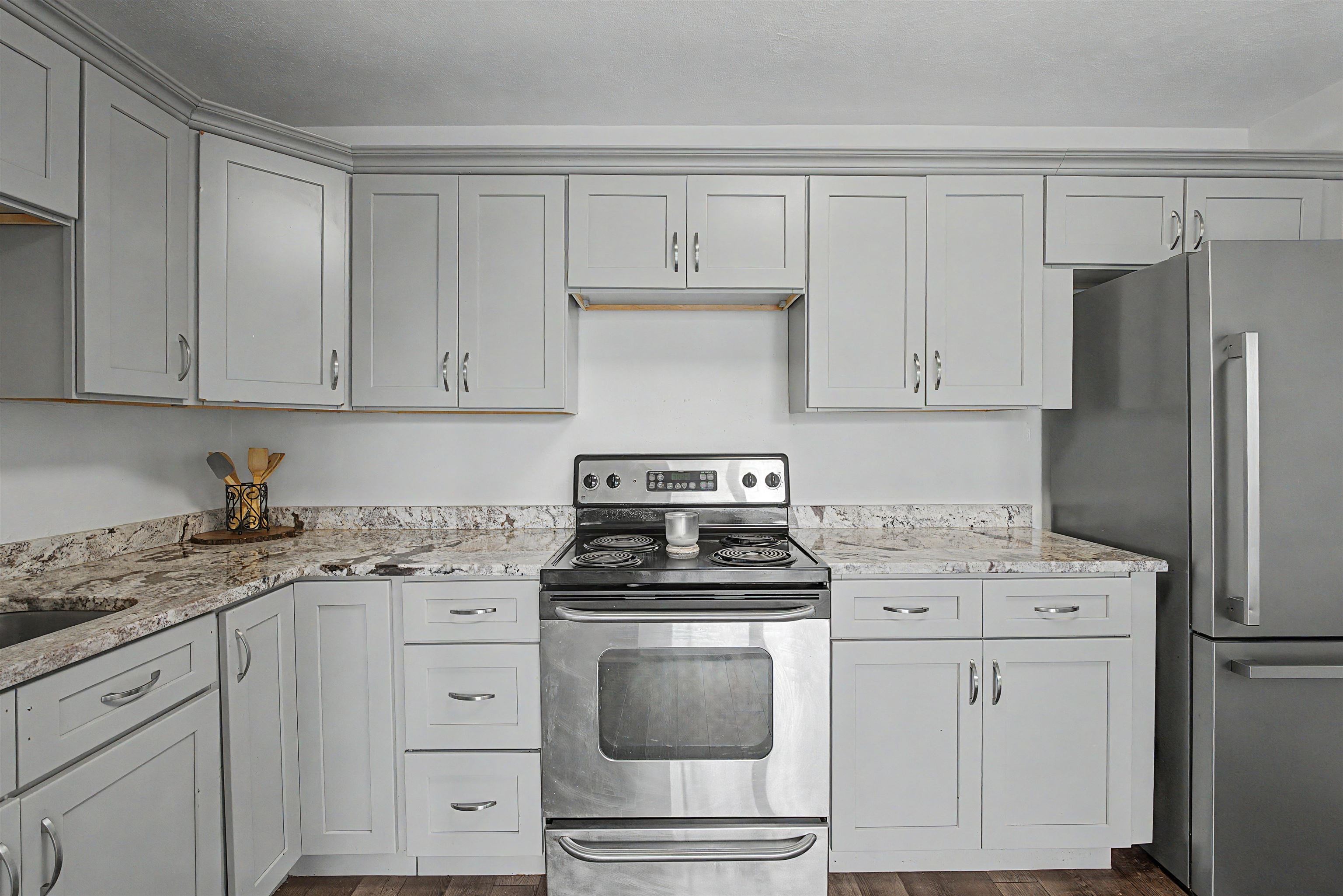 2277 Union Ave 412 Property Photo 20