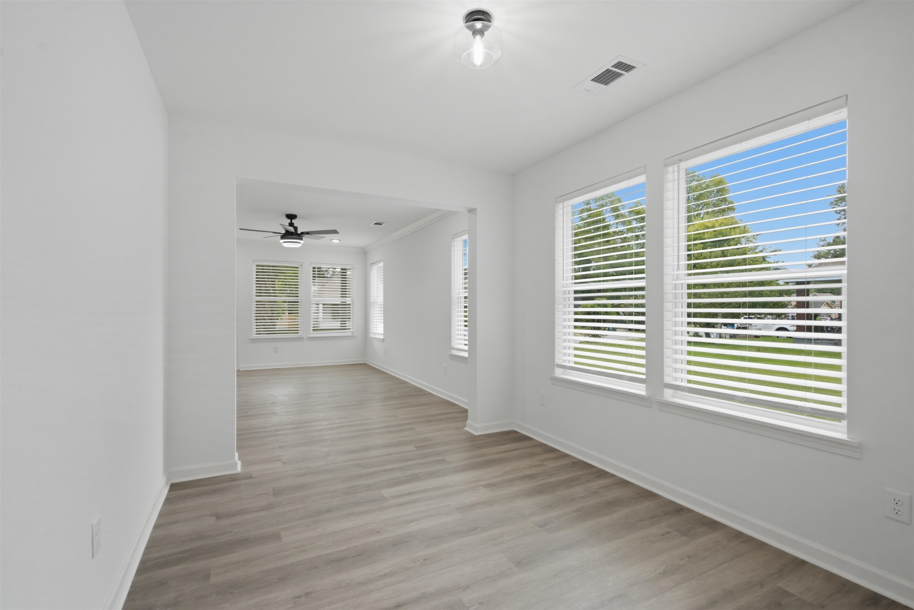 1211 Snowden Ave Property Photo 9