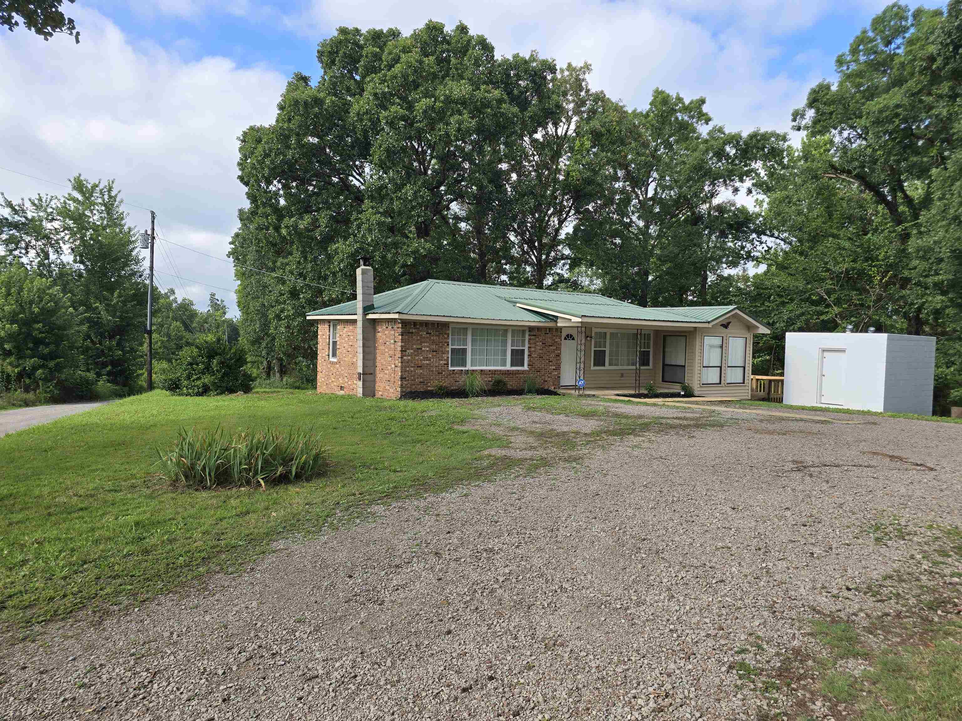 745 Stag Ln Property Photo 29
