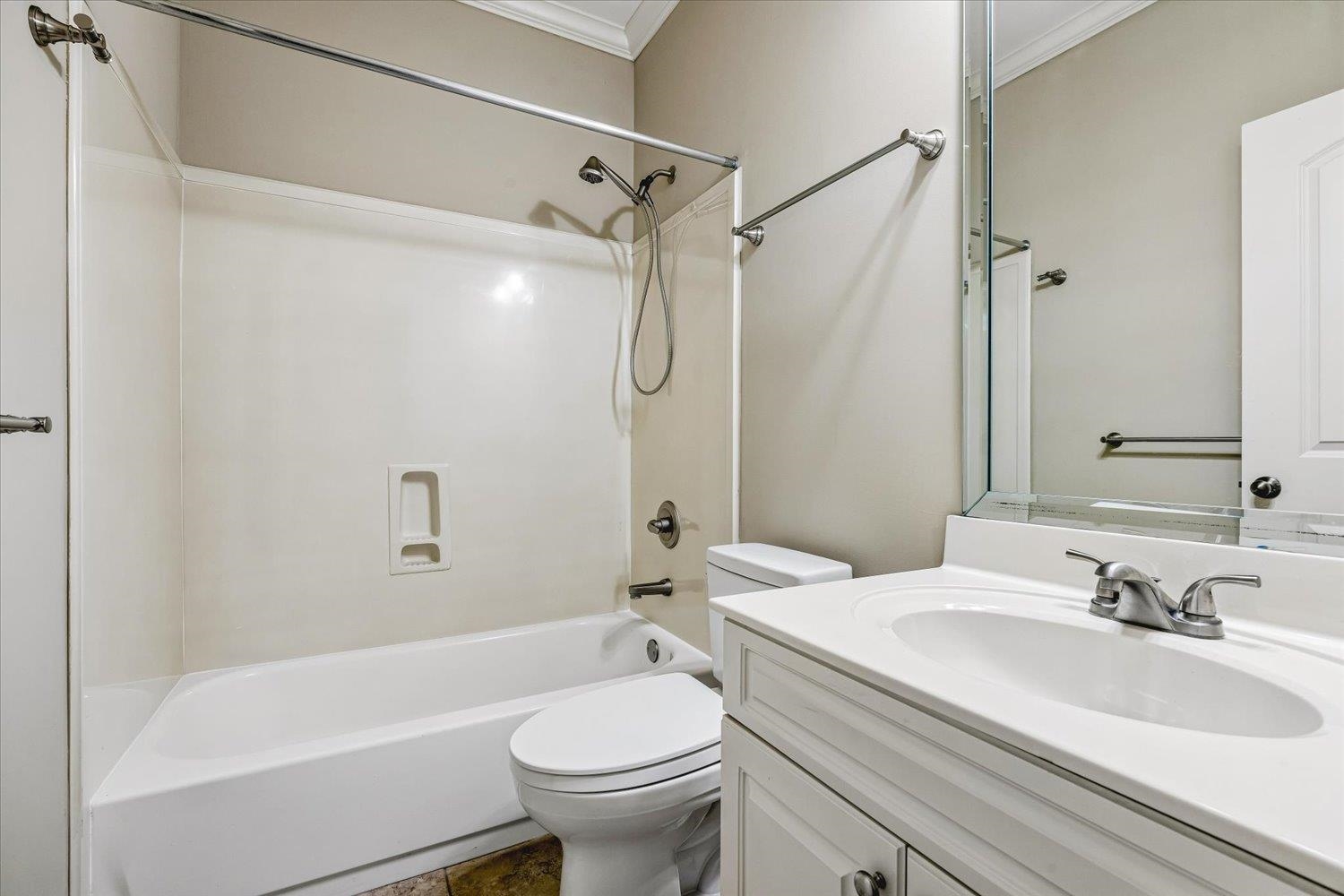 4514 Coltwood Dr Property Photo 22