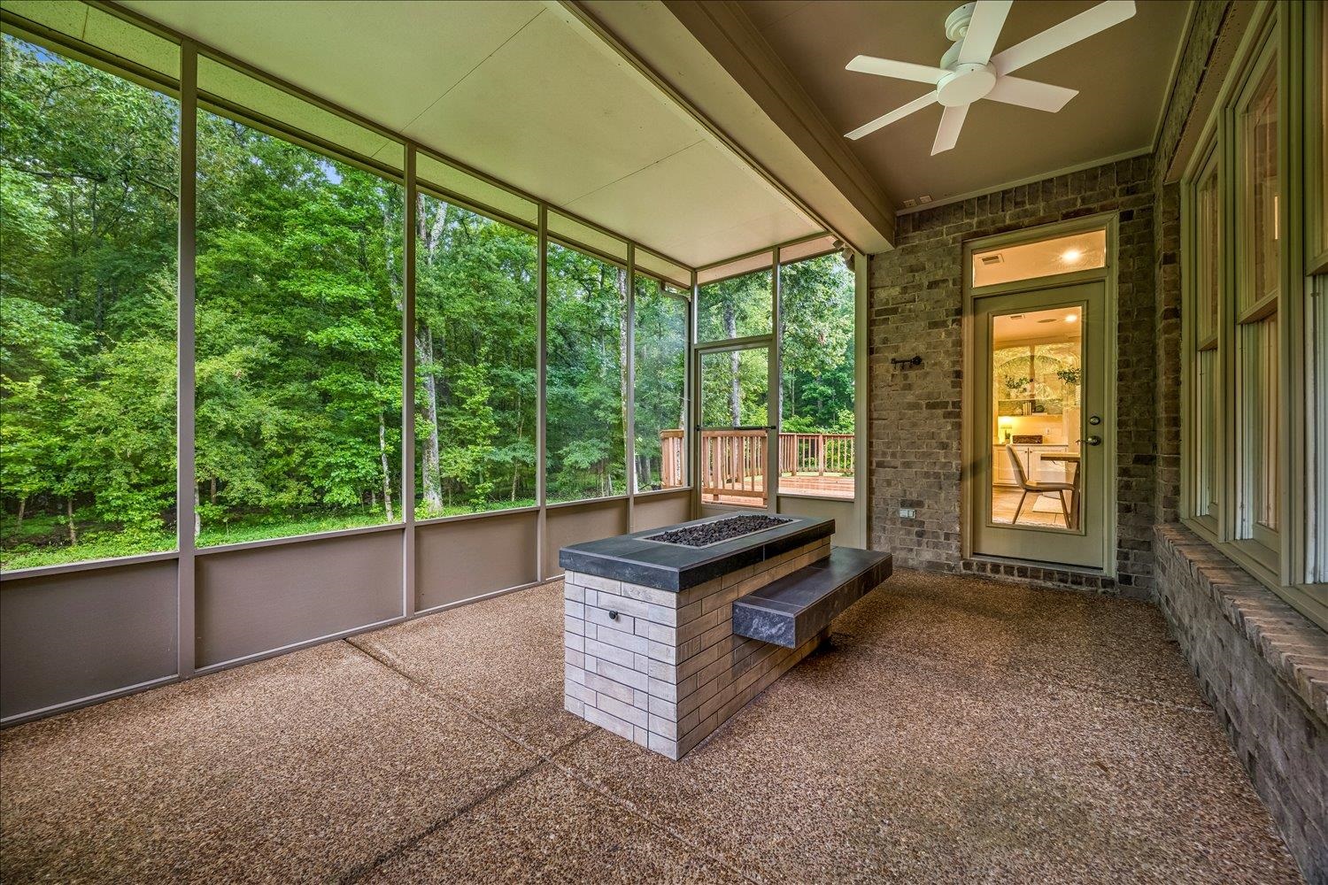 4514 Coltwood Dr Property Photo 30