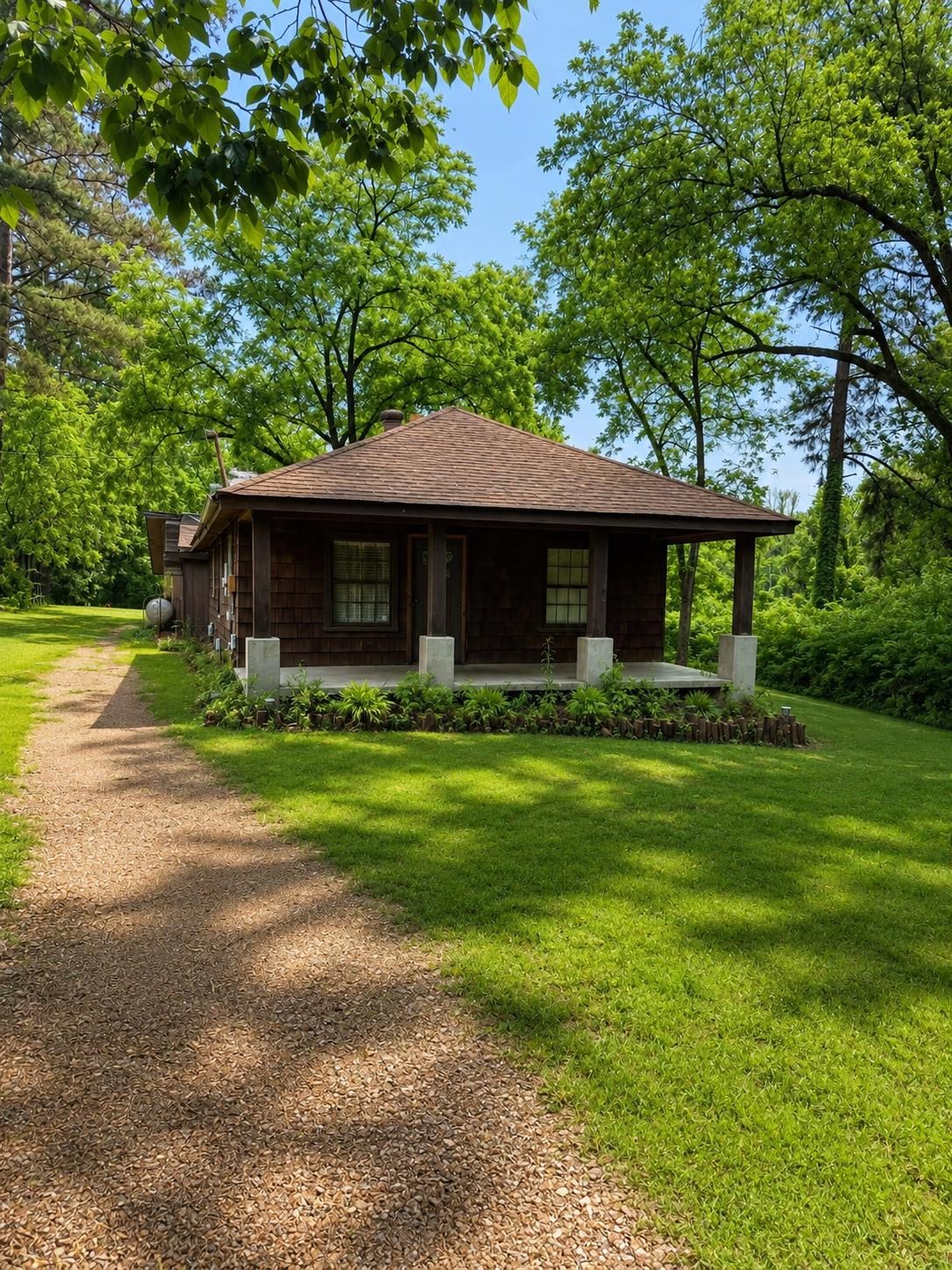 6760 Locke Rd Property Photo 1