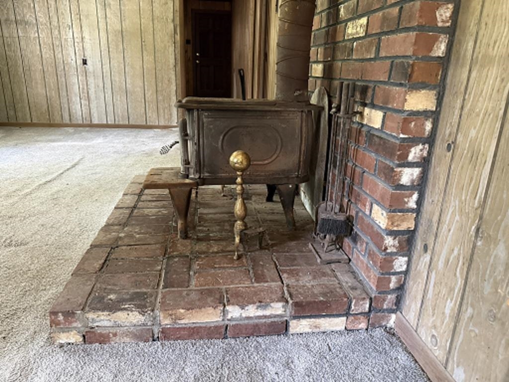 6760 Locke Rd Property Photo 2