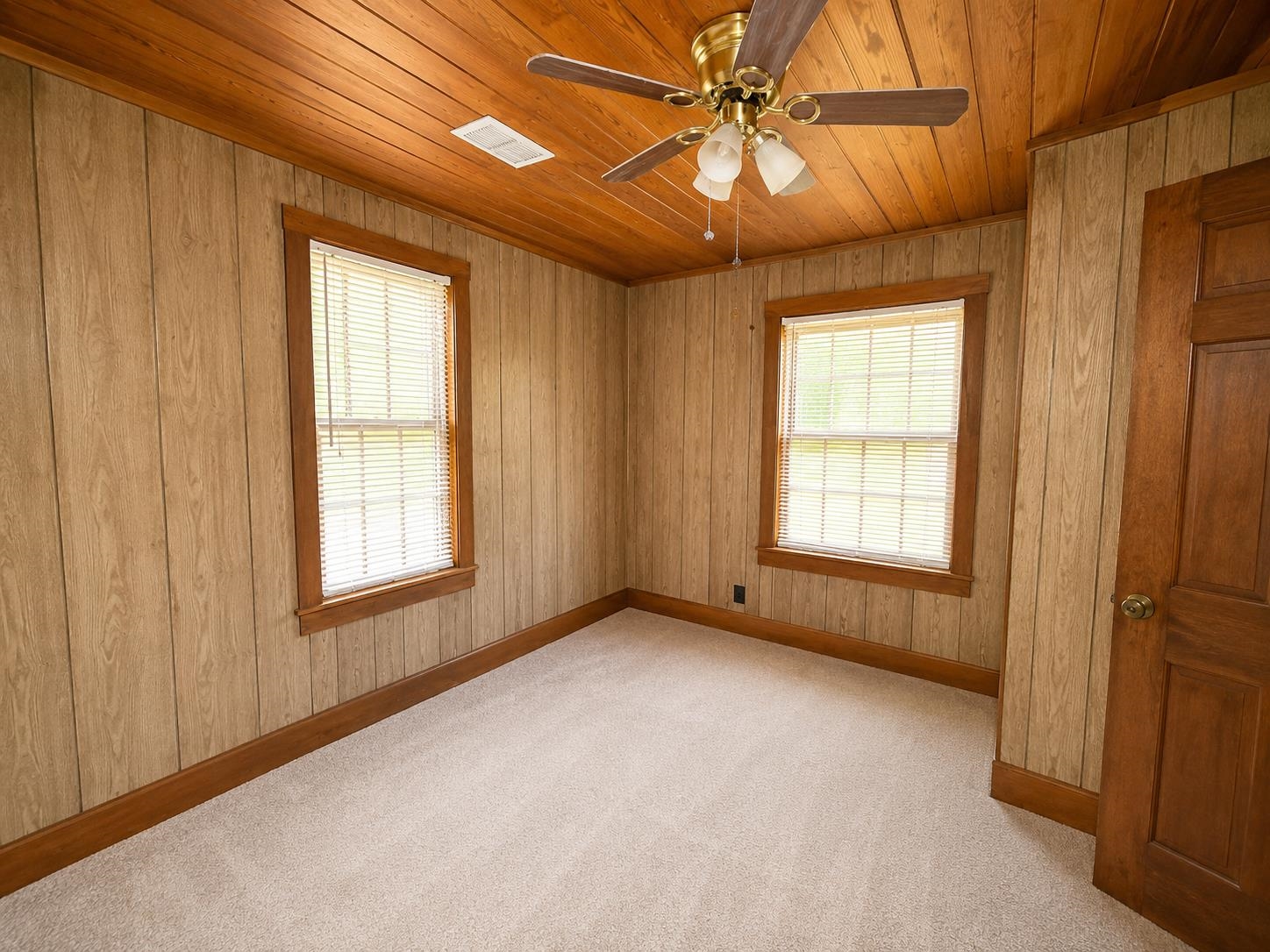 6760 Locke Rd Property Photo 6
