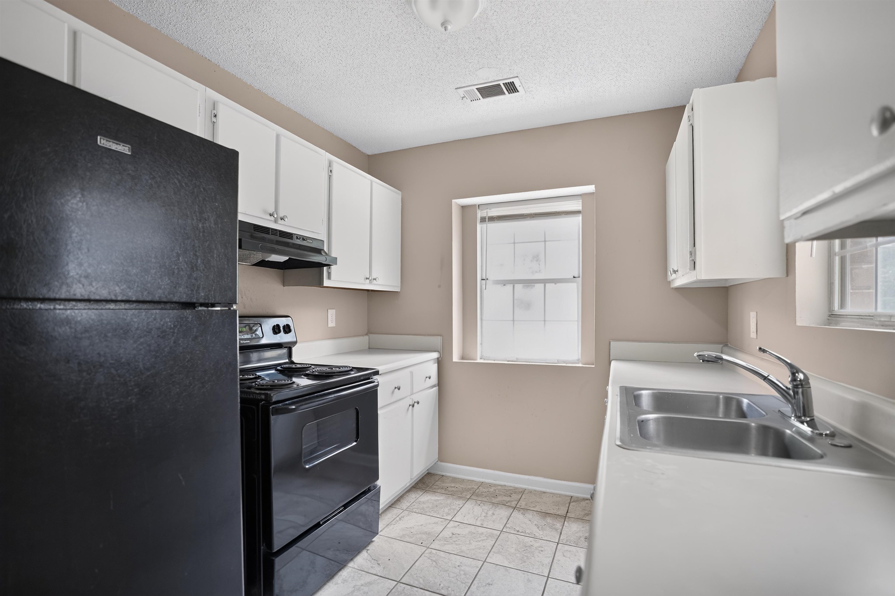 5037 Blacksmith Dr Property Photo 12