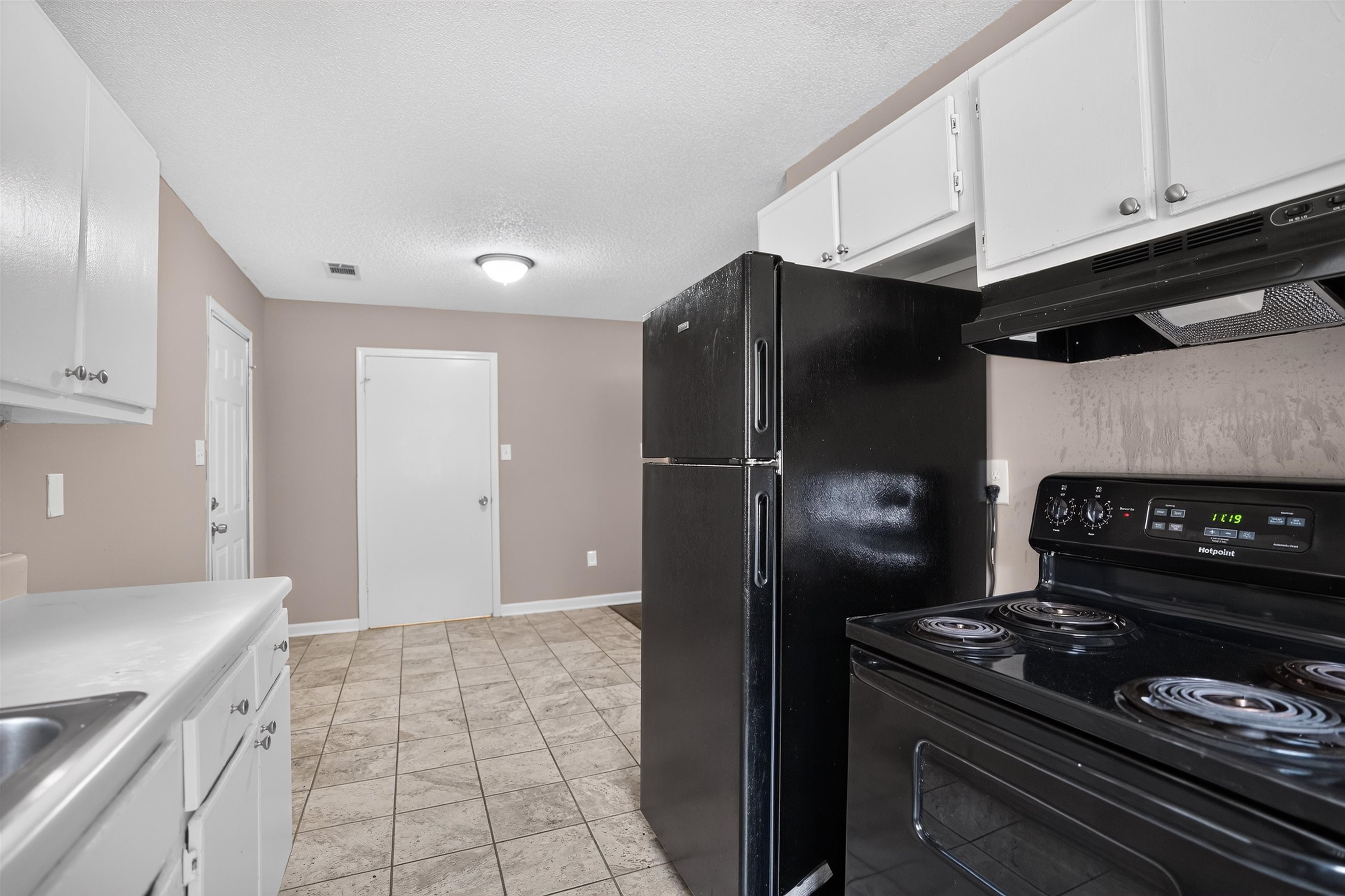 5037 Blacksmith Dr Property Photo 13