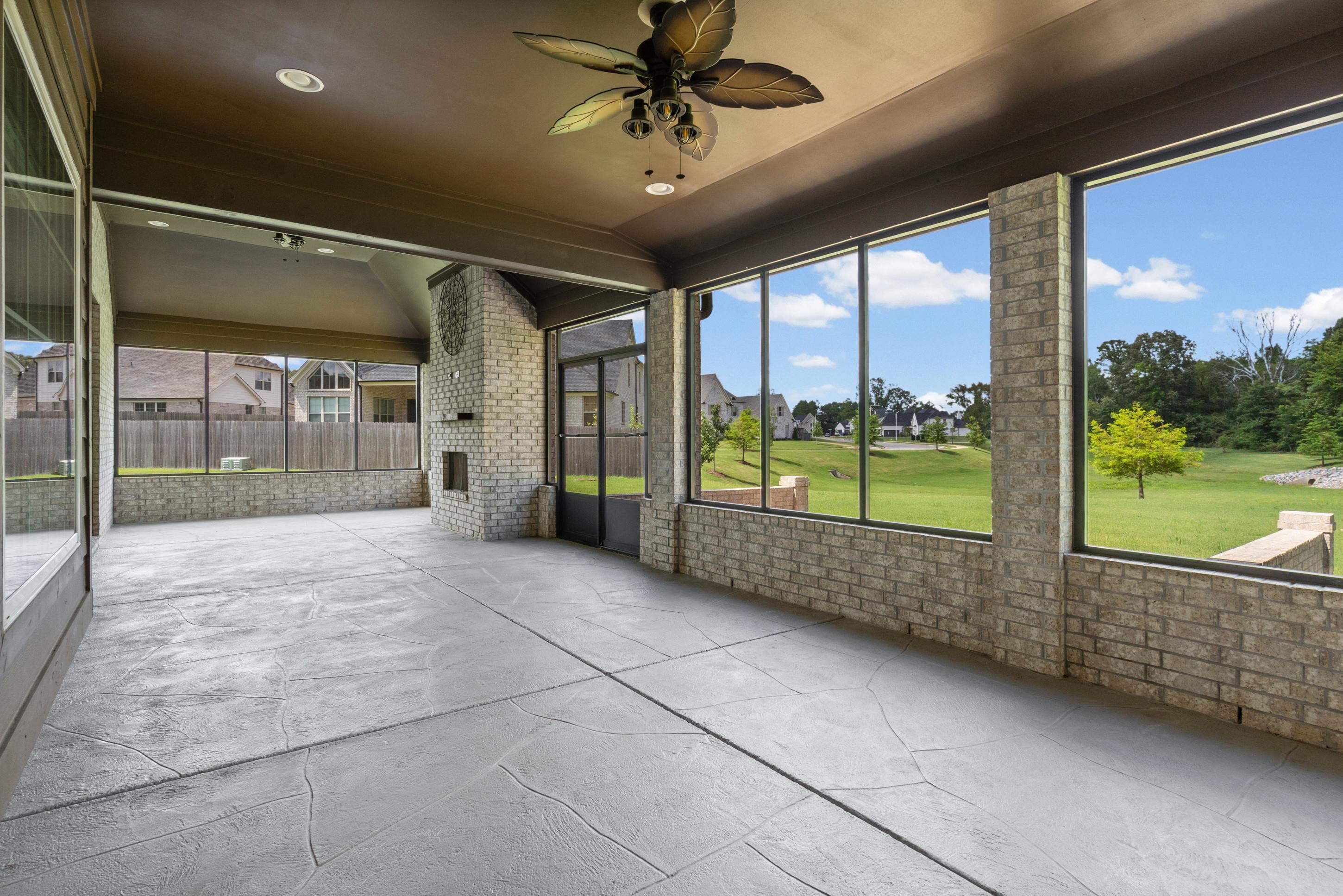 1256 Grant Park Cv Property Photo 25