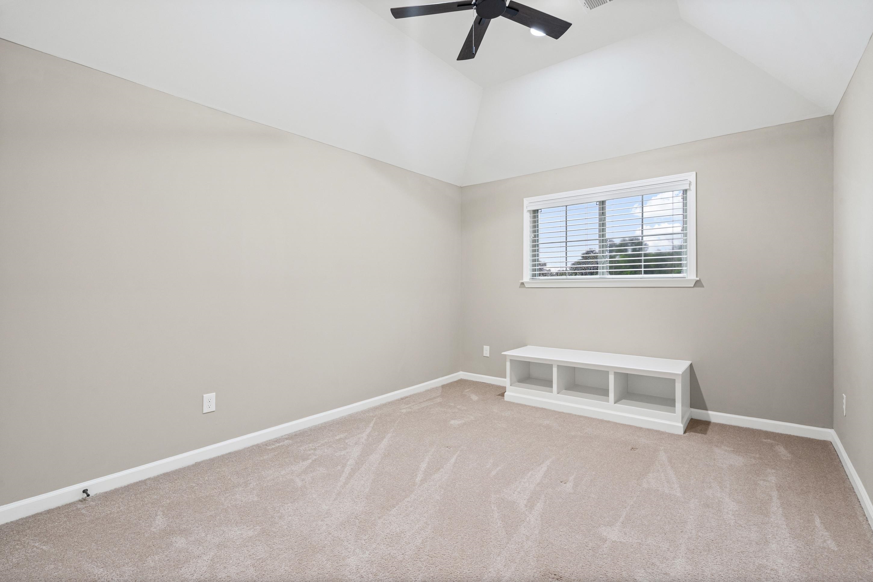 1256 Grant Park Cv Property Photo 36