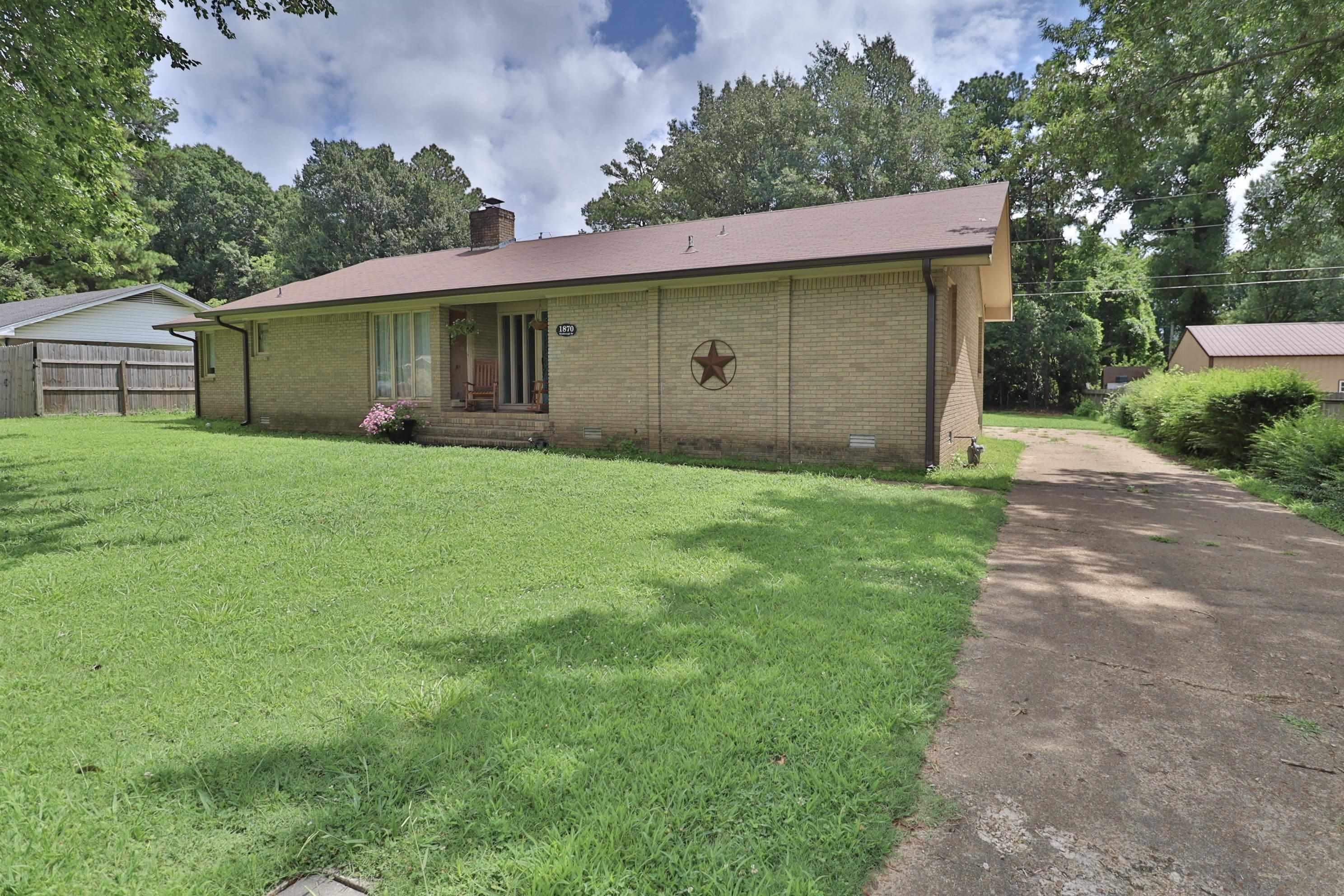 1870 Kimbrough Dr Property Photo 30