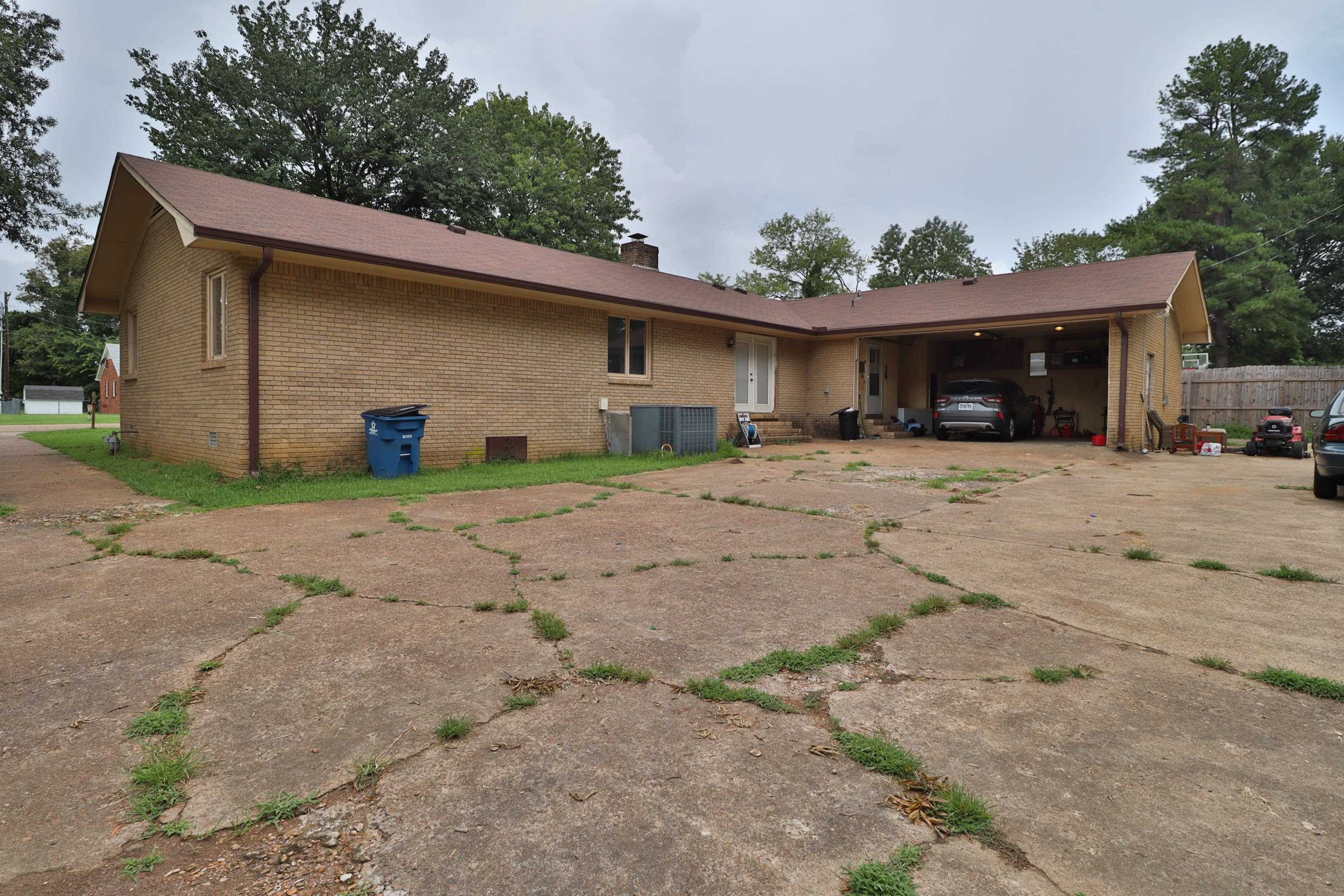 1870 Kimbrough Dr Property Photo 35