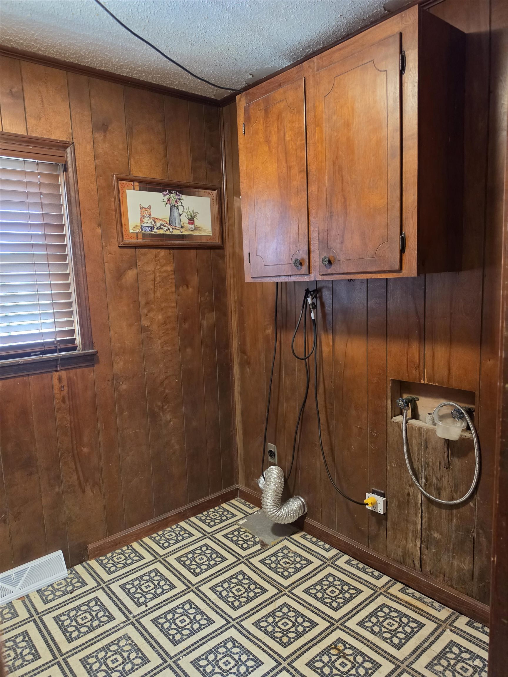 354 Sunset Ave Property Photo 17