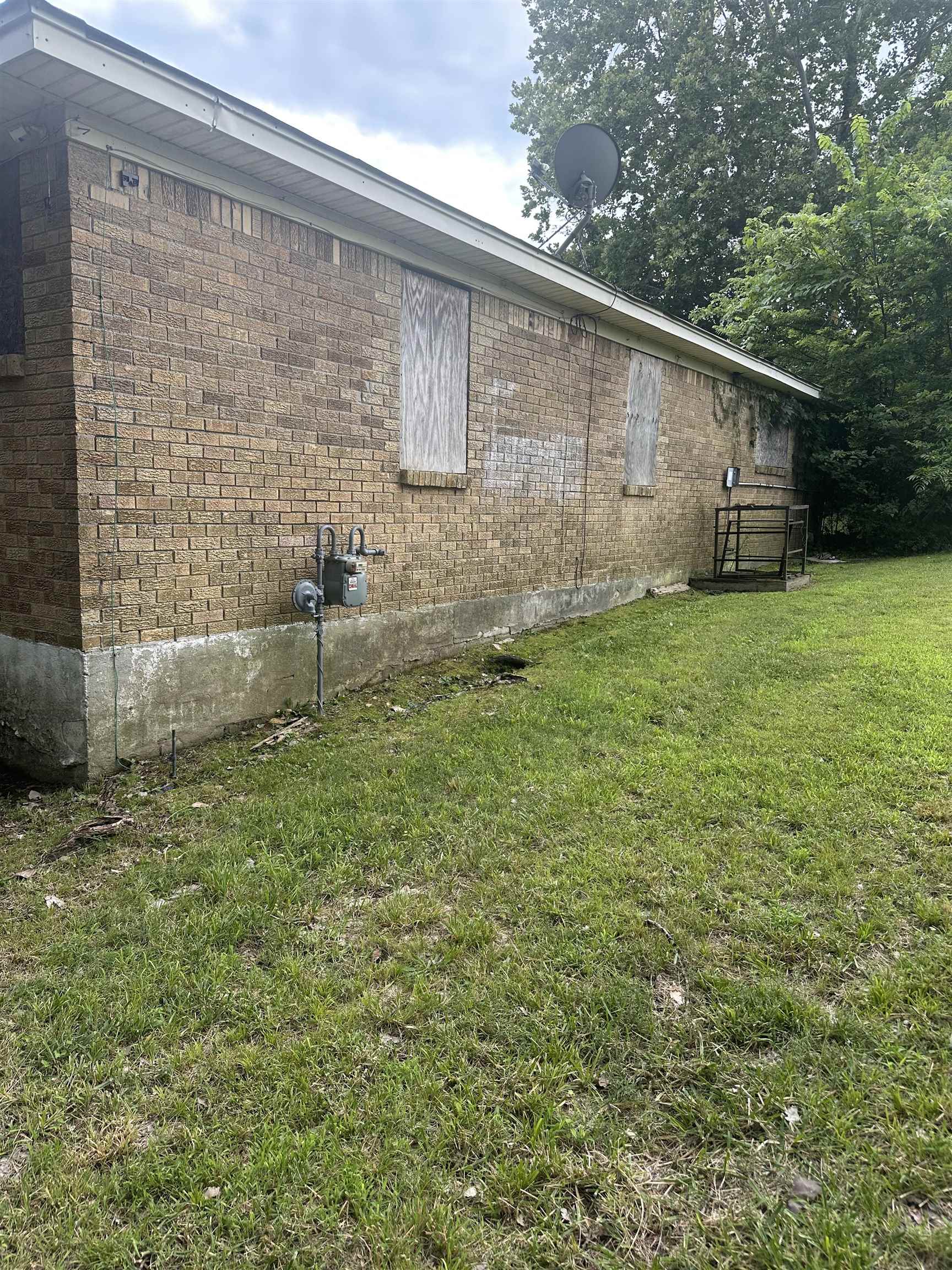 959 Driver St Property Photo 3