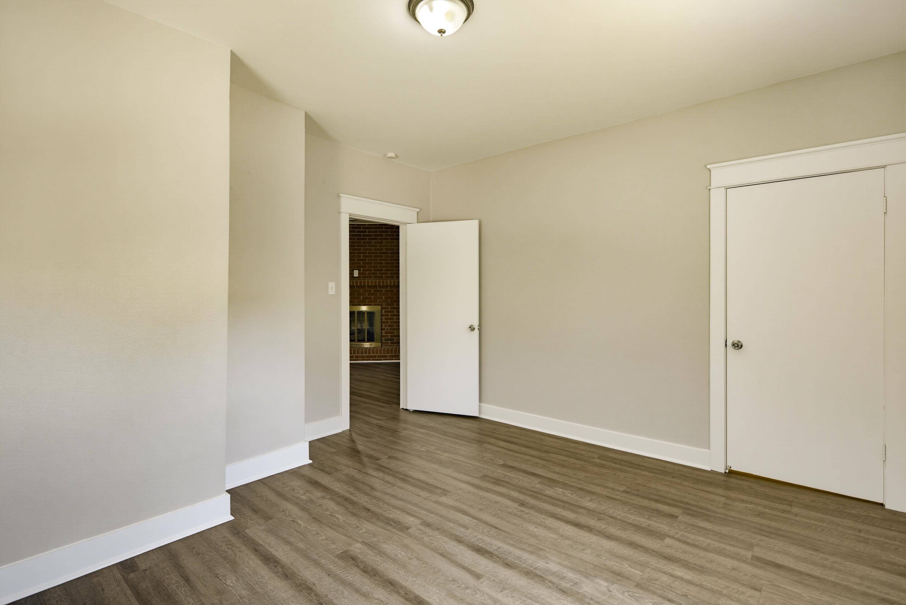 3173 Court St Property Photo 11