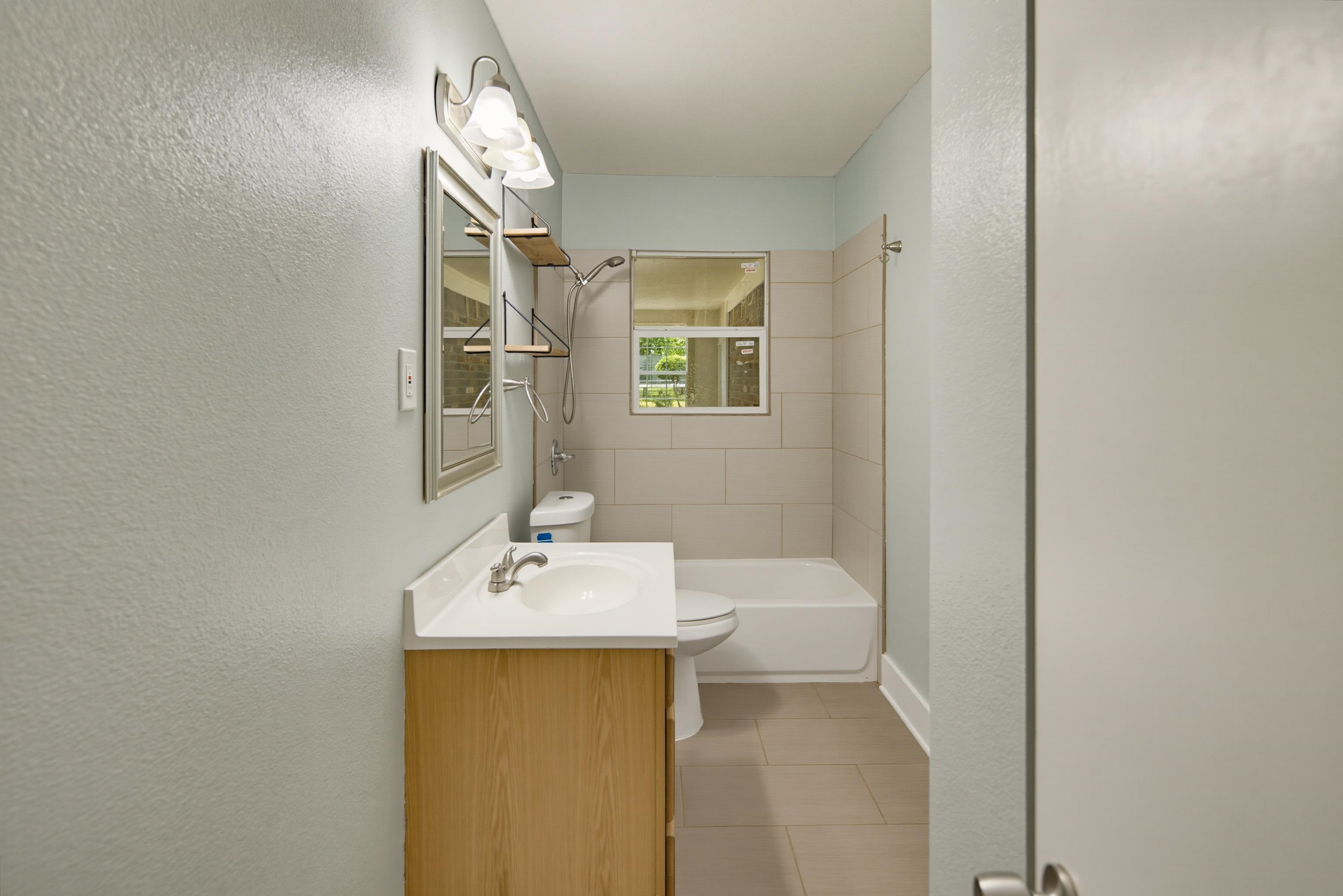 3173 Court St Property Photo 15