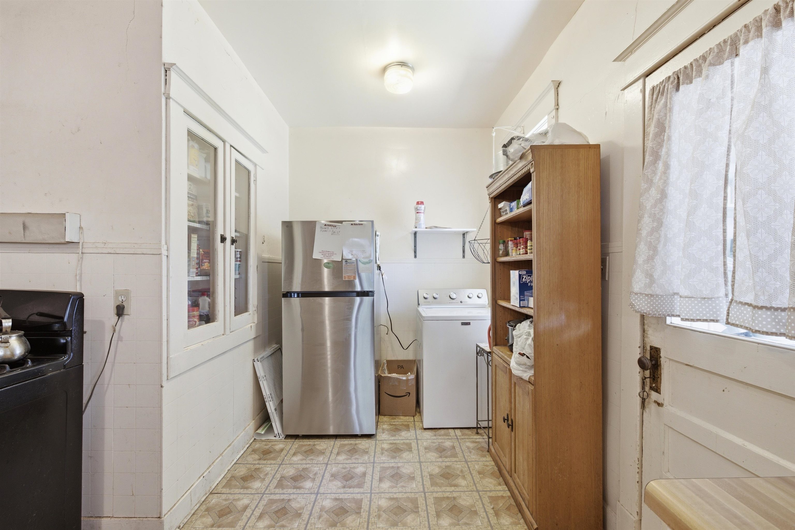 3524 James Rd Property Photo 9
