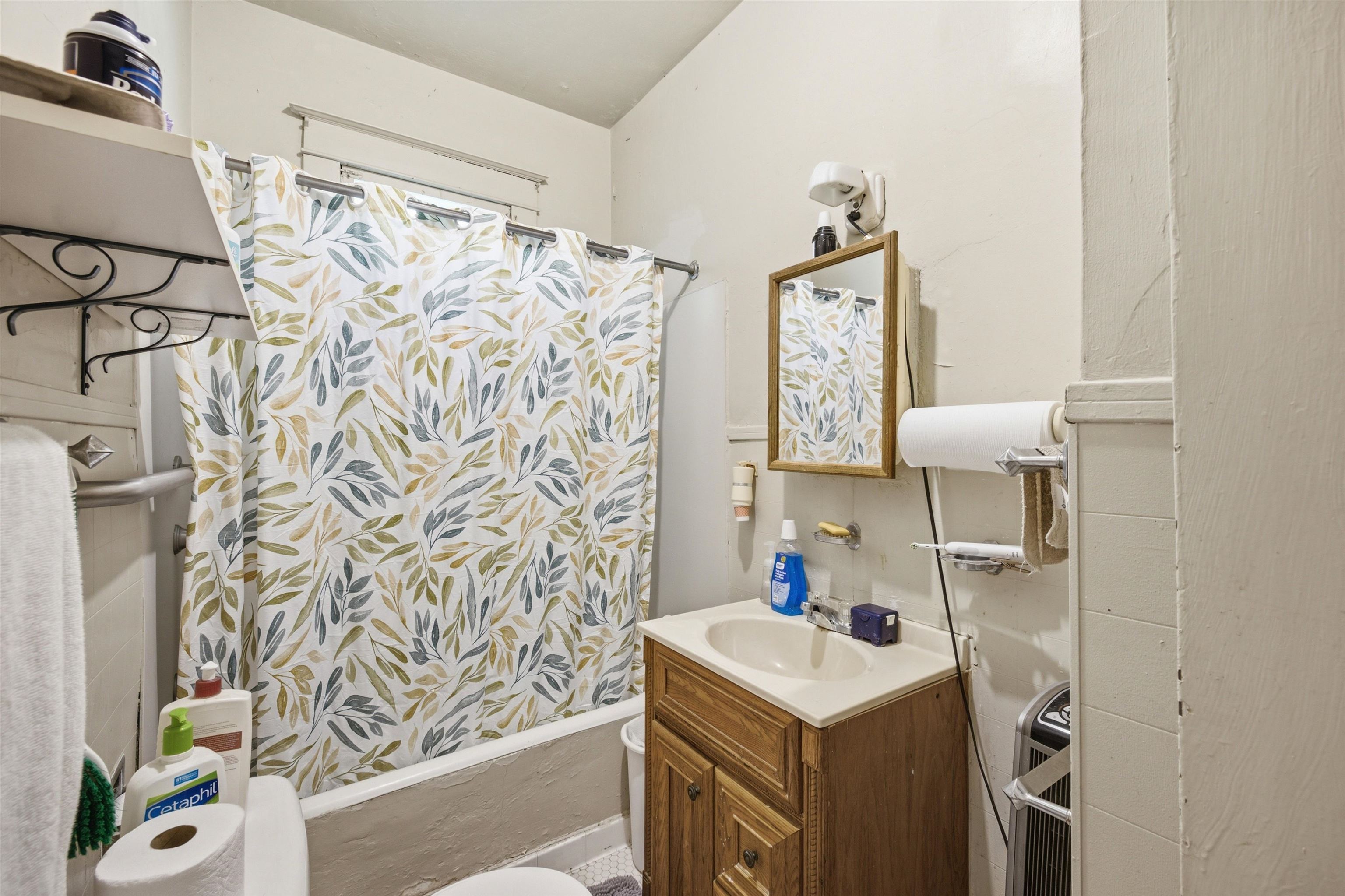3524 James Rd Property Photo 13