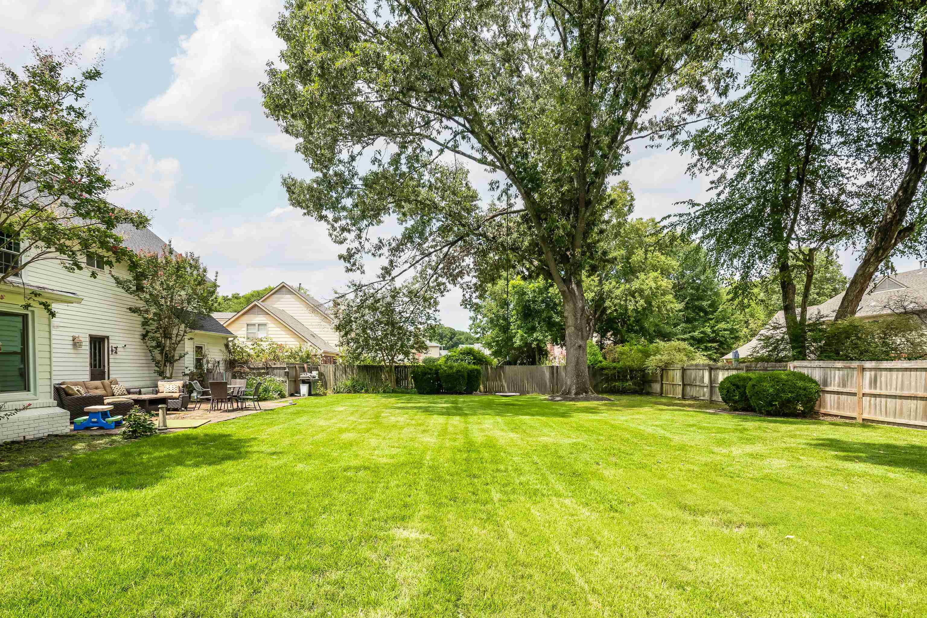 2260 Elderslie Dr Property Photo 38