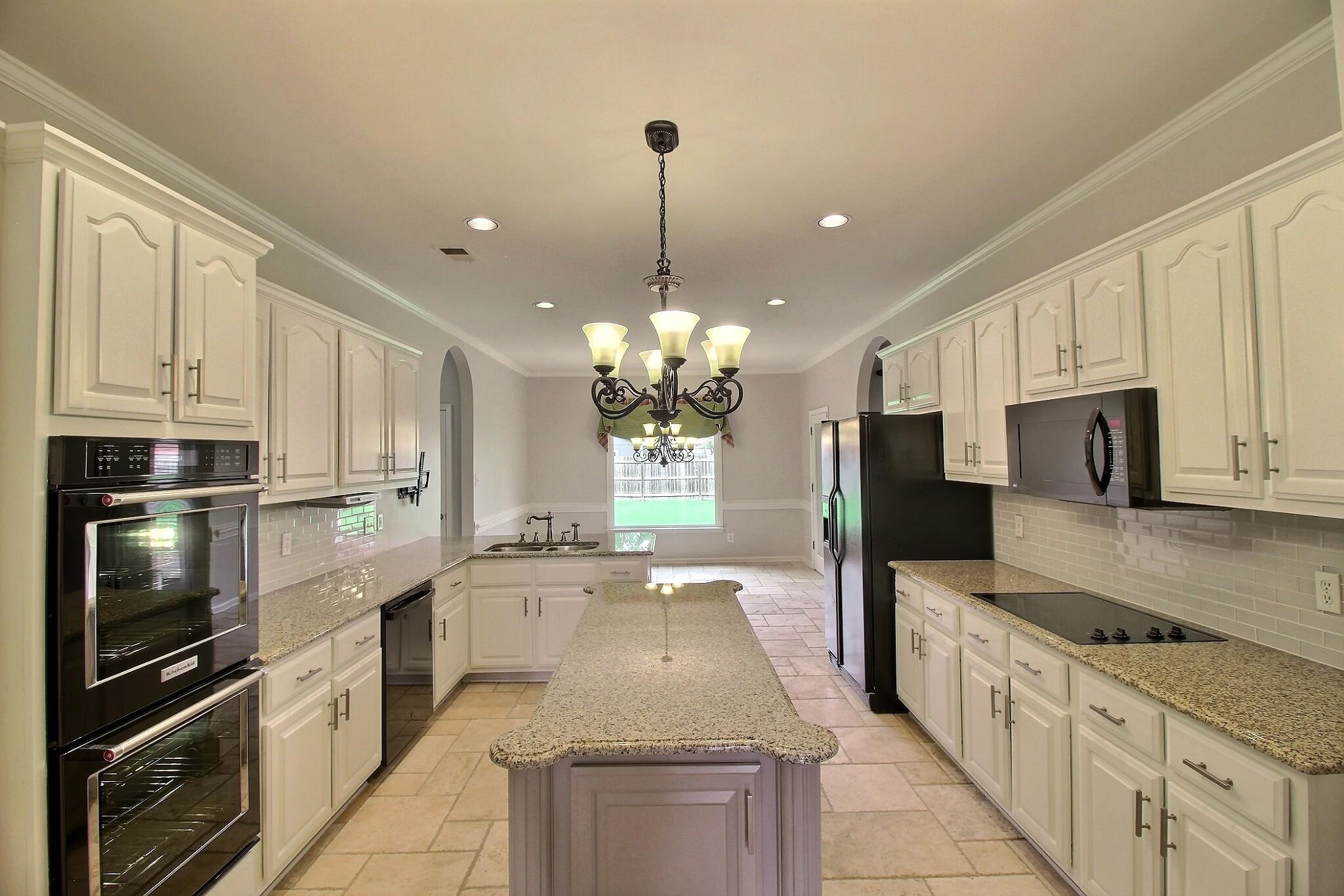 1595 Coleherne Cv Property Photo 11