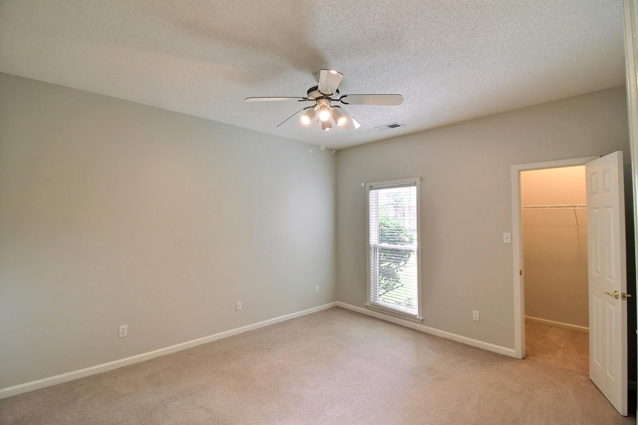 1595 Coleherne Cv Property Photo 16
