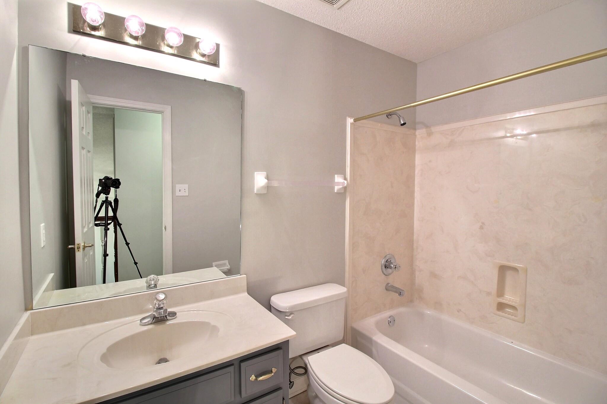 1595 Coleherne Cv Property Photo 20