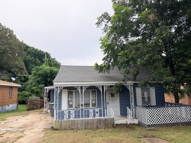 2068 Benford Ave Property Photo 3