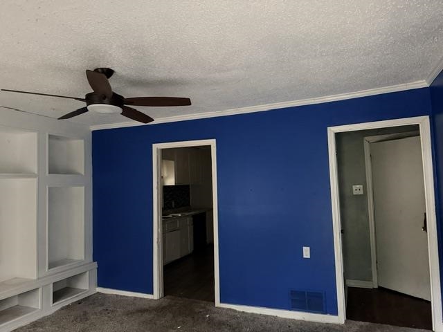 2068 Benford Ave Property Photo 4