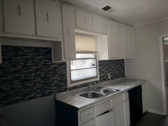 2068 Benford Ave Property Photo 5
