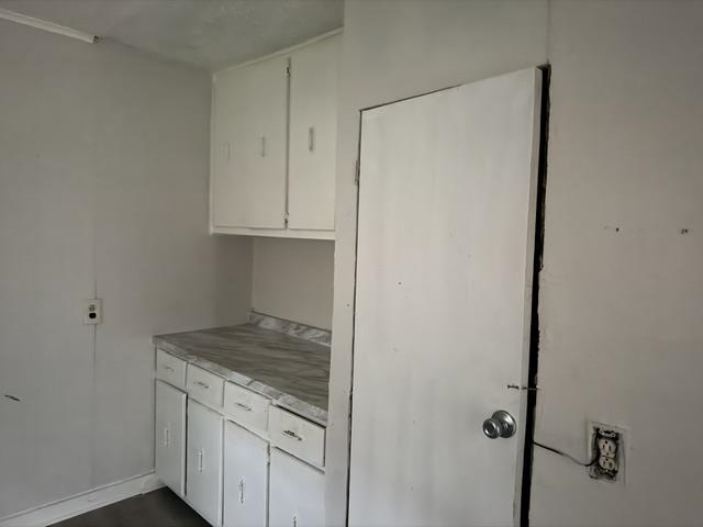 2068 Benford Ave Property Photo 6
