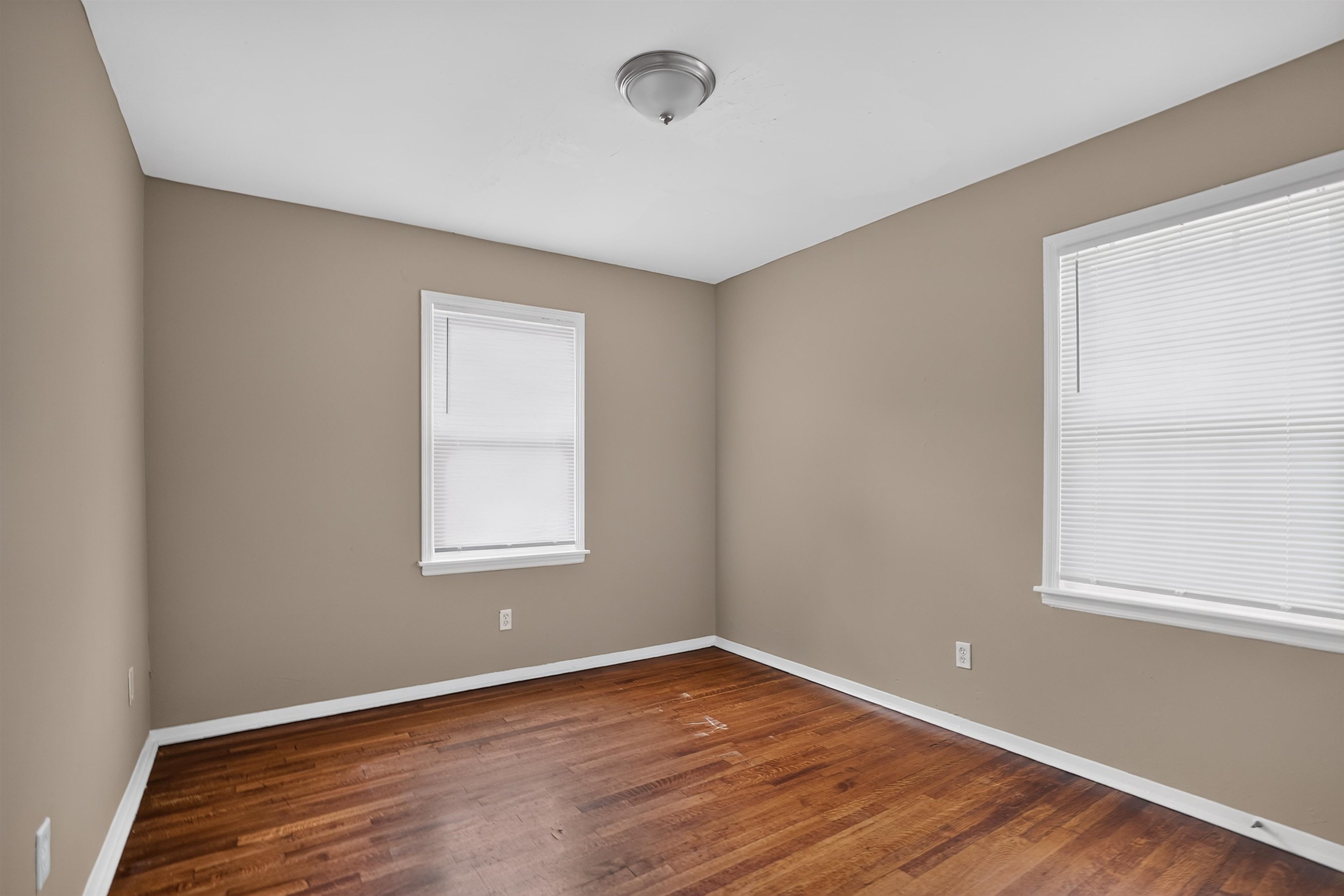 3461 Mark Twain St Property Photo 11