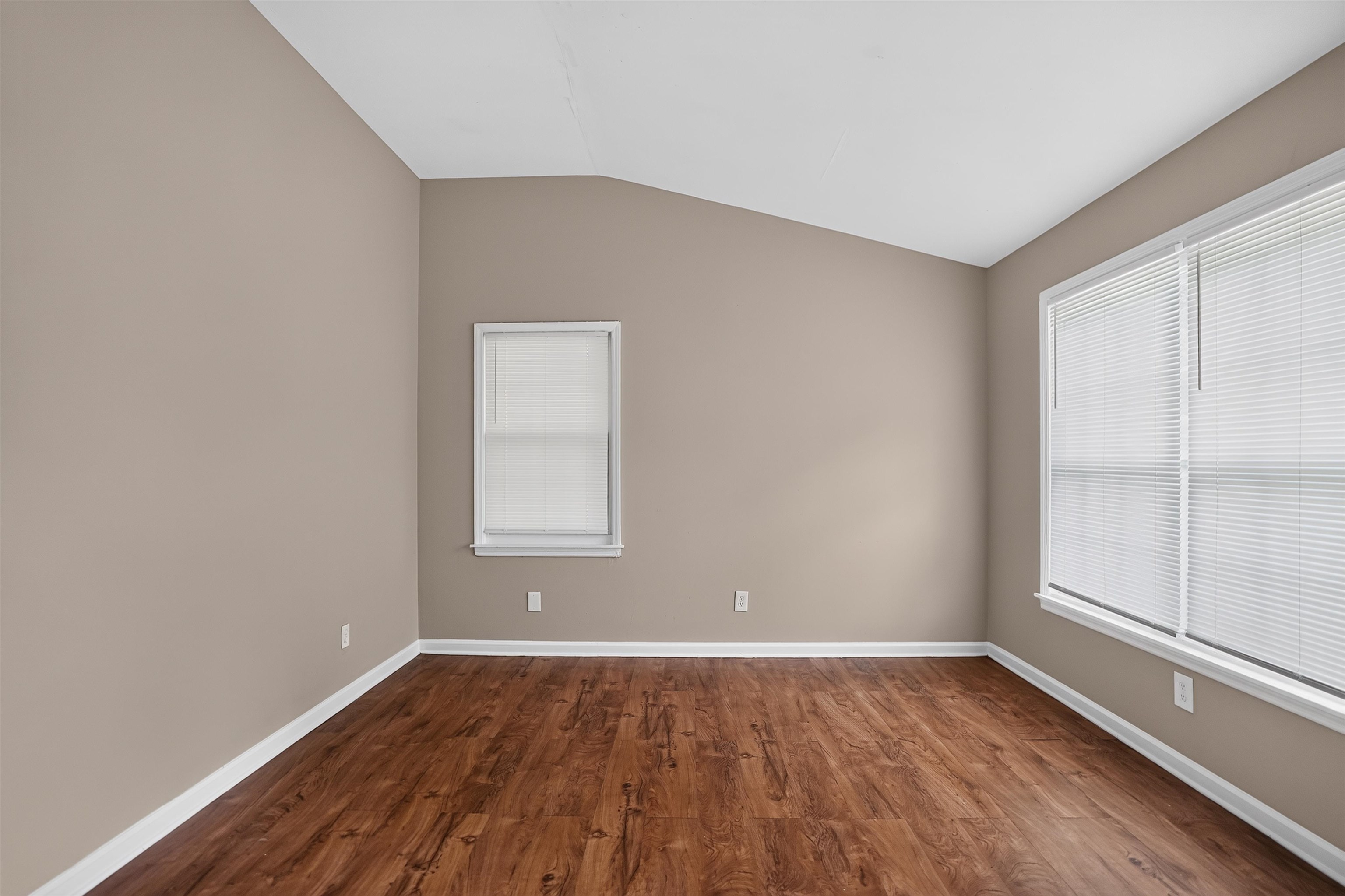 3461 Mark Twain St Property Photo 12