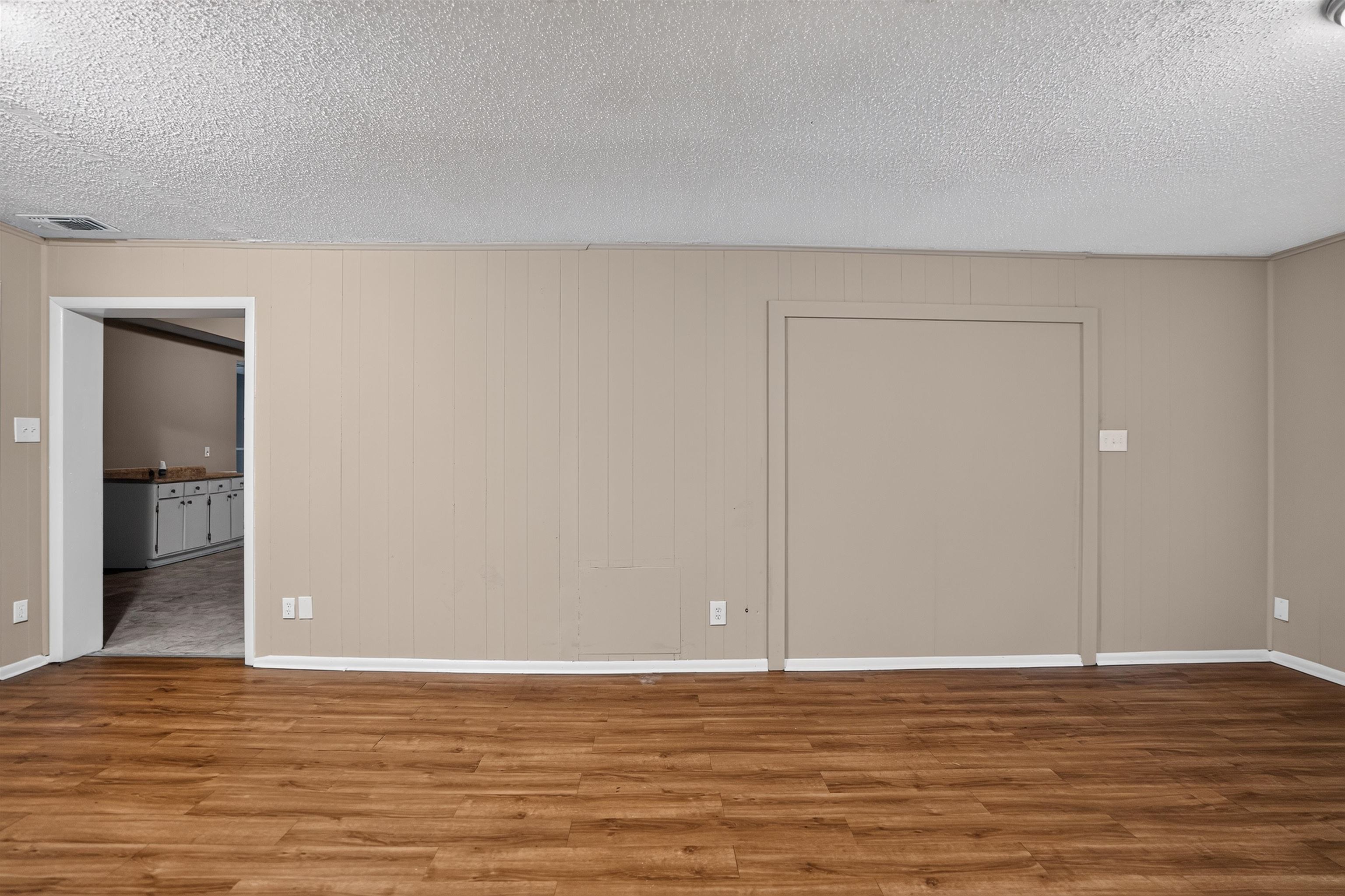 3461 Mark Twain St Property Photo 22