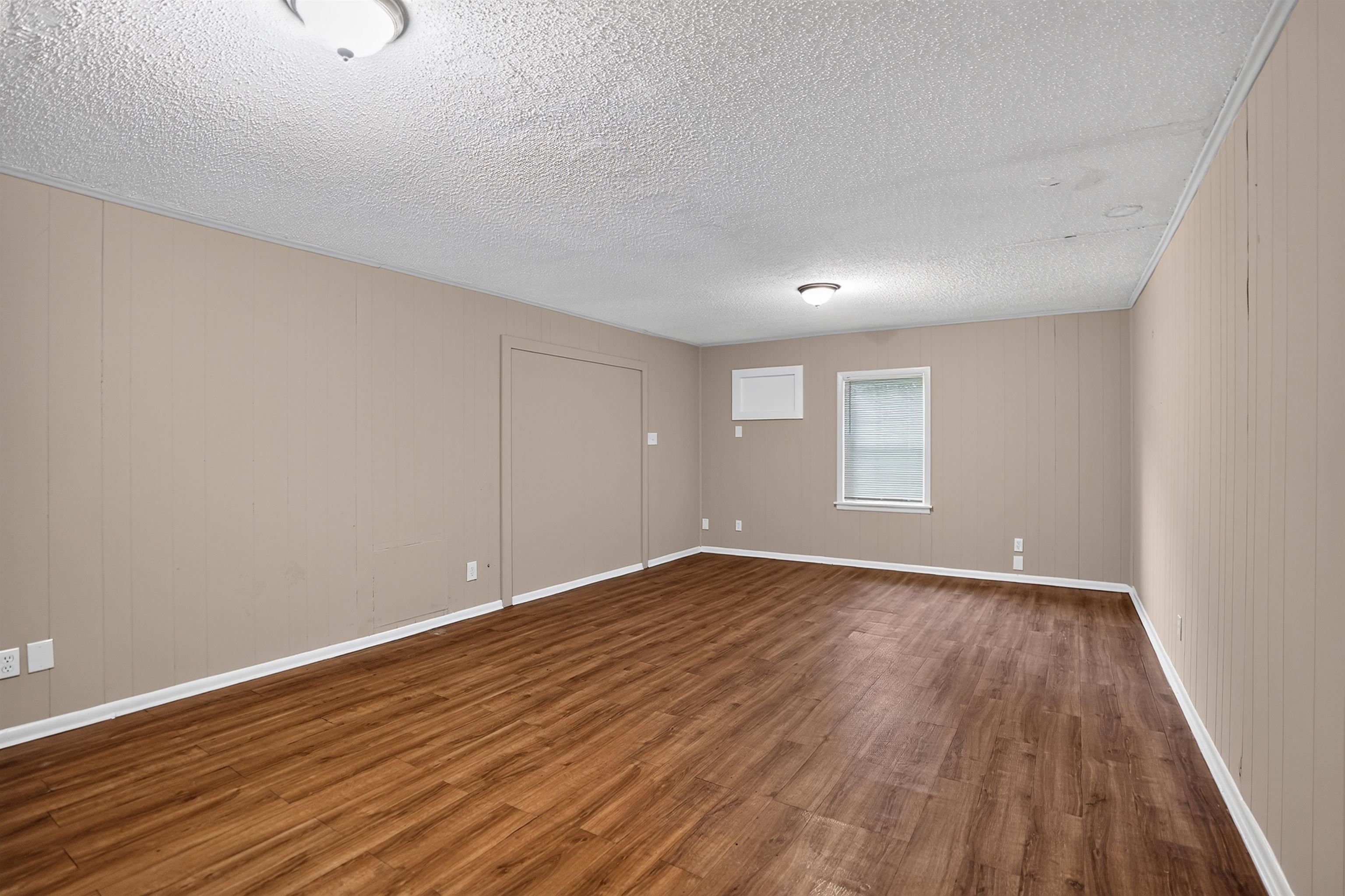 3461 Mark Twain St Property Photo 28