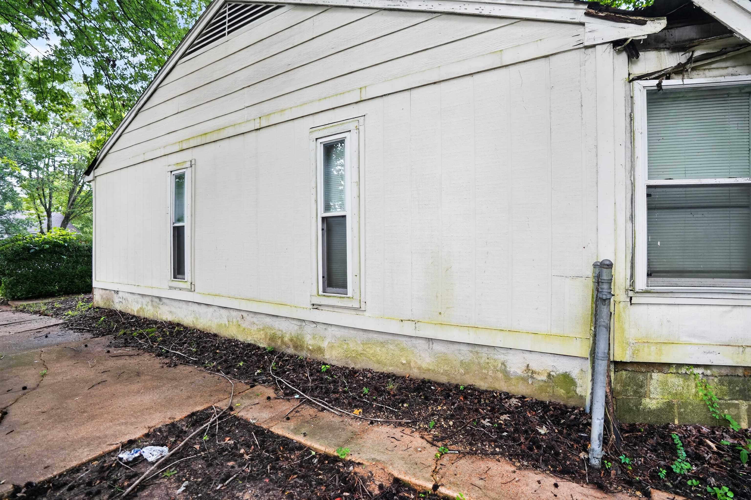 3639 Kerwin Dr Property Photo 6