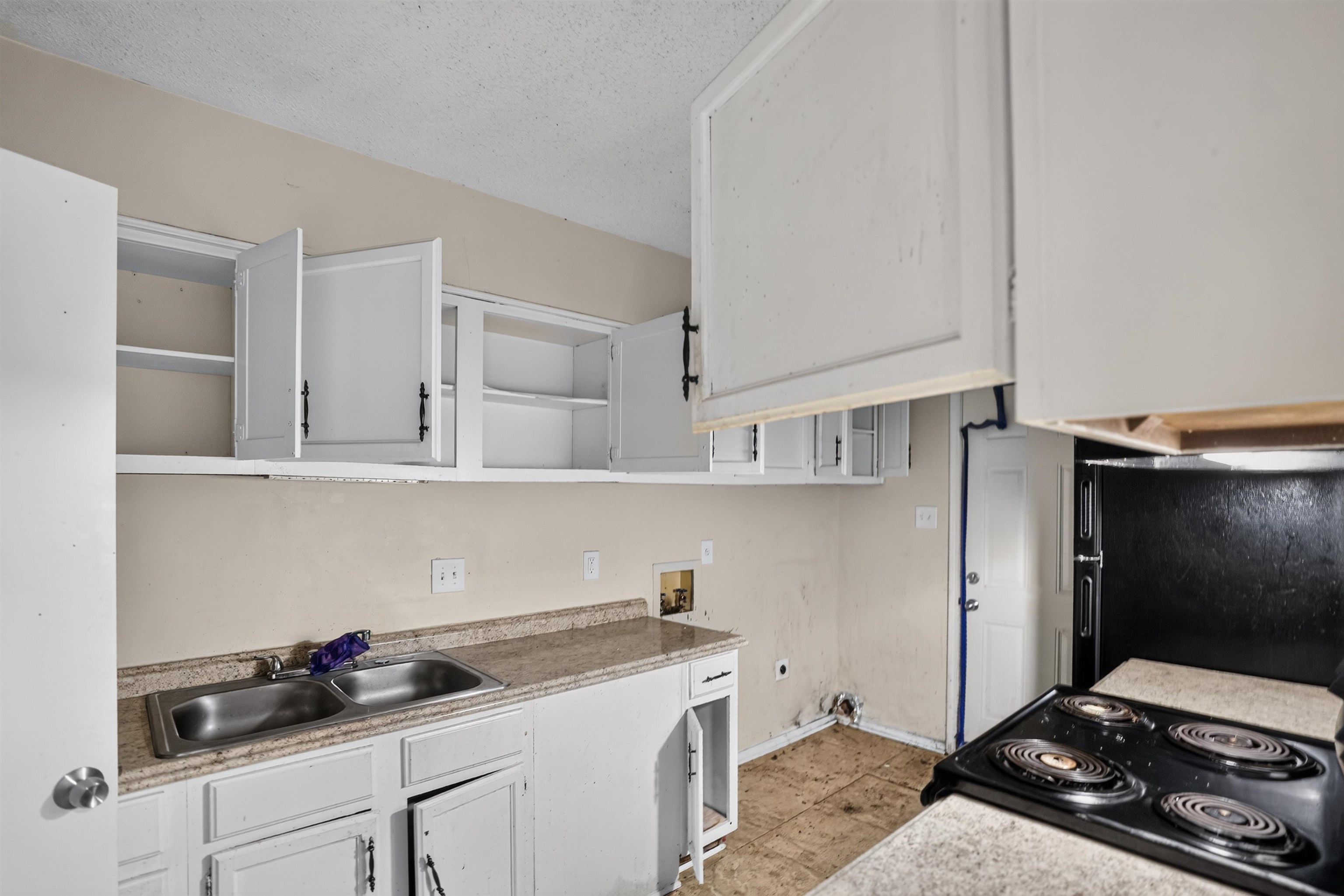3639 Kerwin Dr Property Photo 17