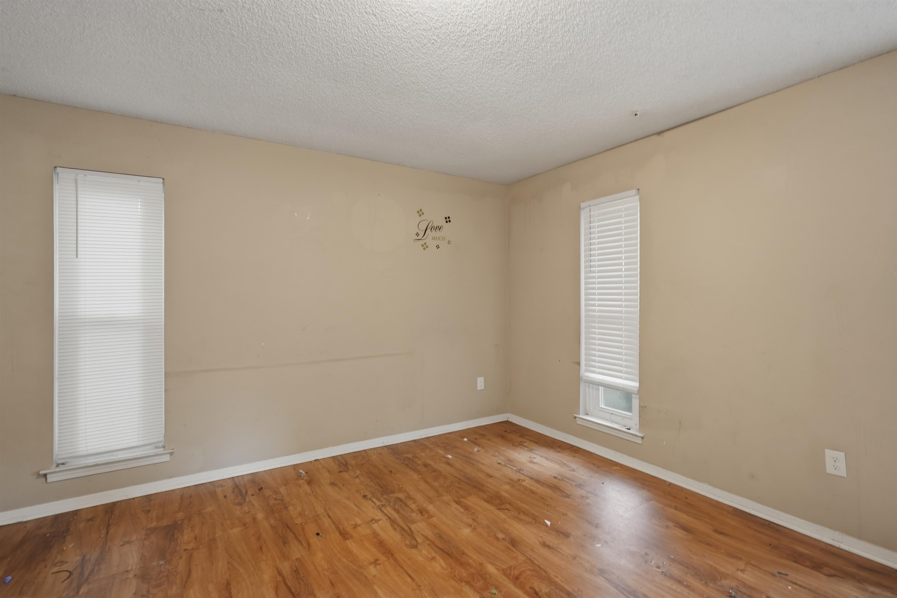 3639 Kerwin Dr Property Photo 29