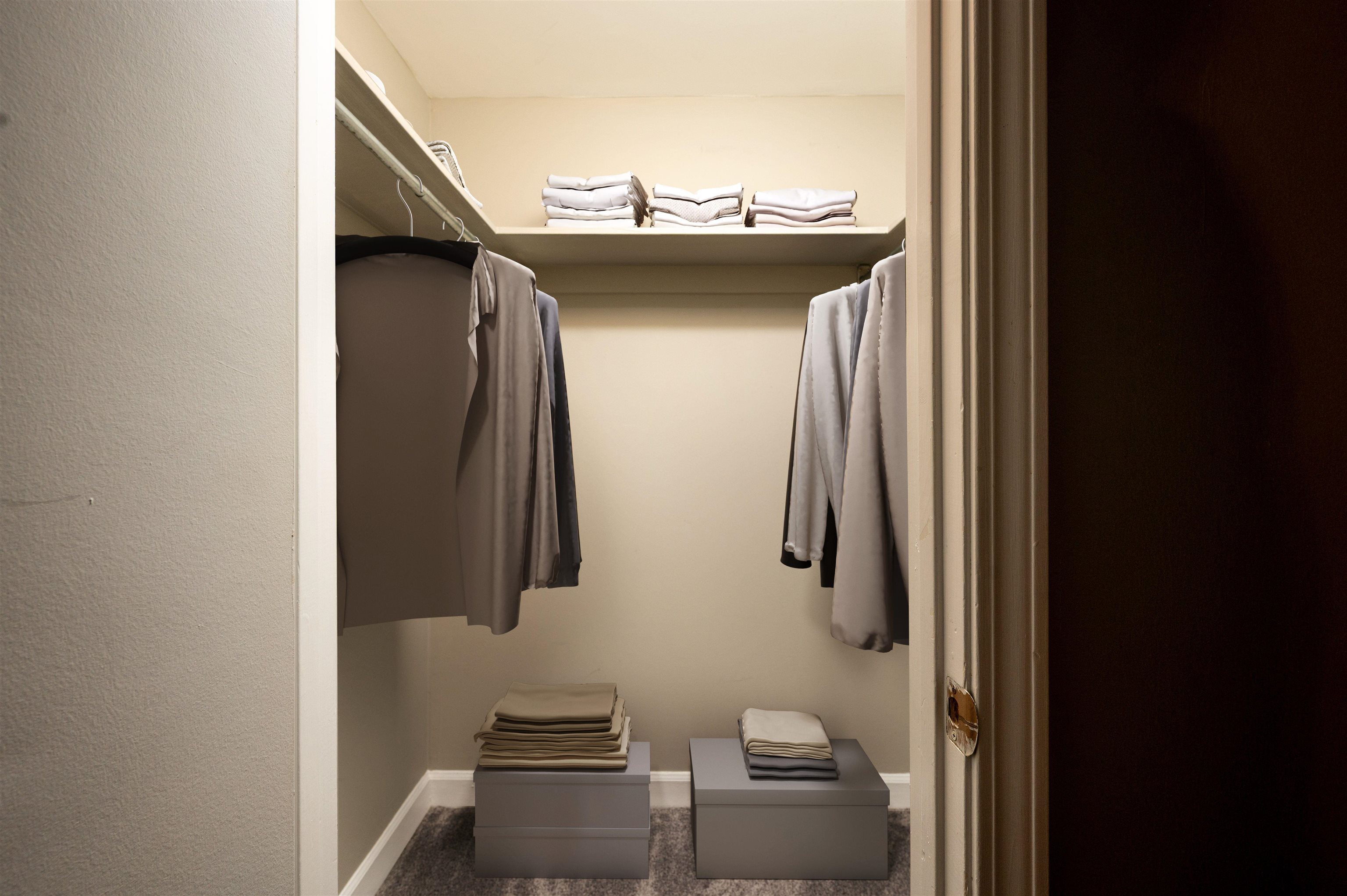 109 N Main St 413 Property Photo 6