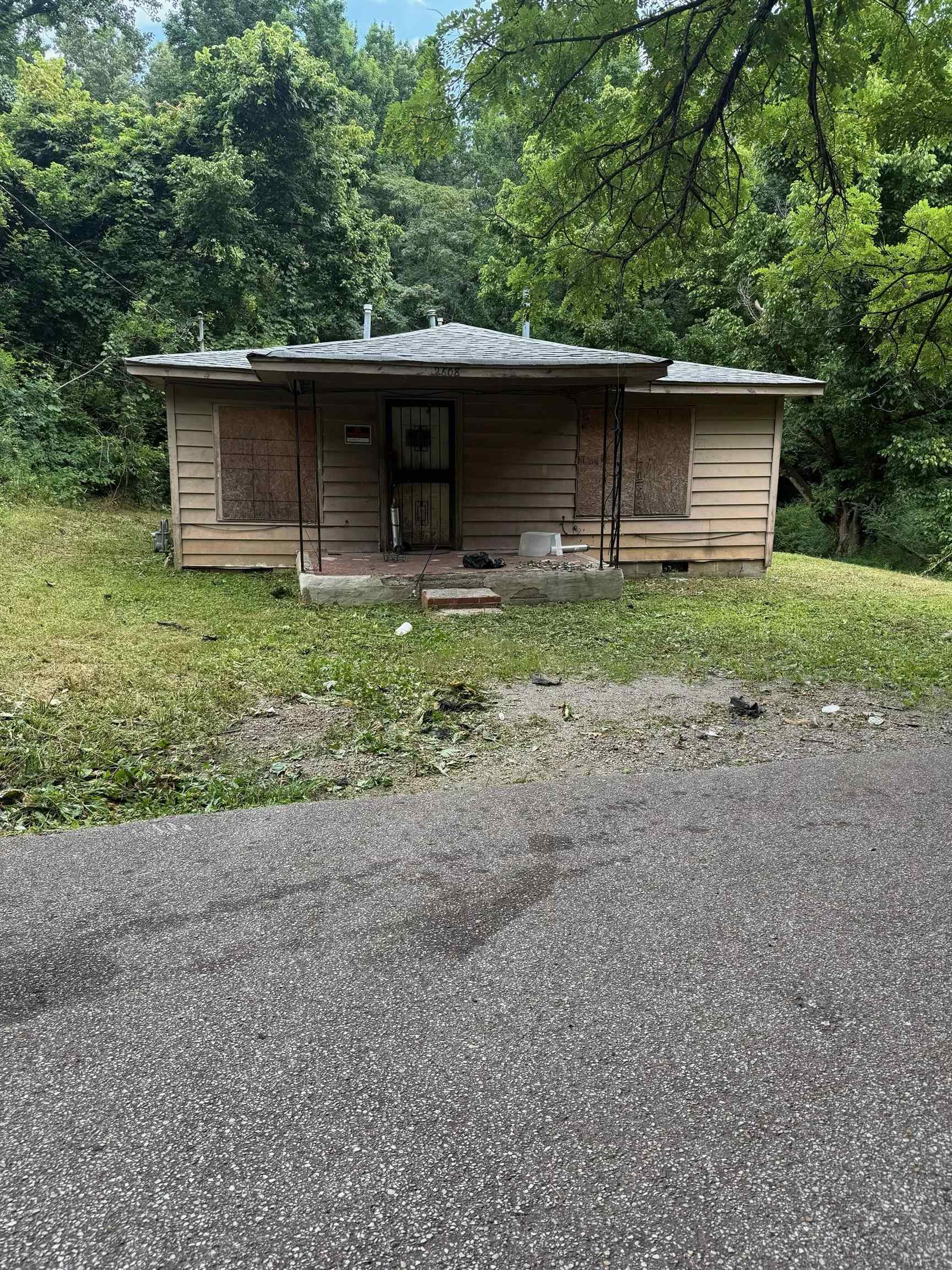 2608 Moon Beam Rd Property Photo 3