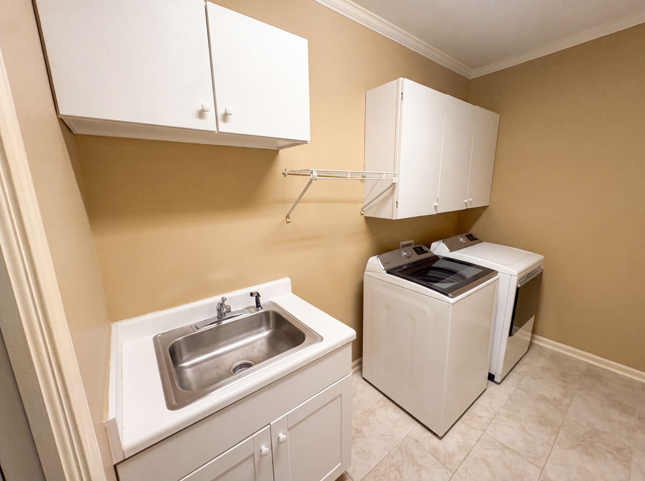 9424 Gotten Rd Property Photo 25