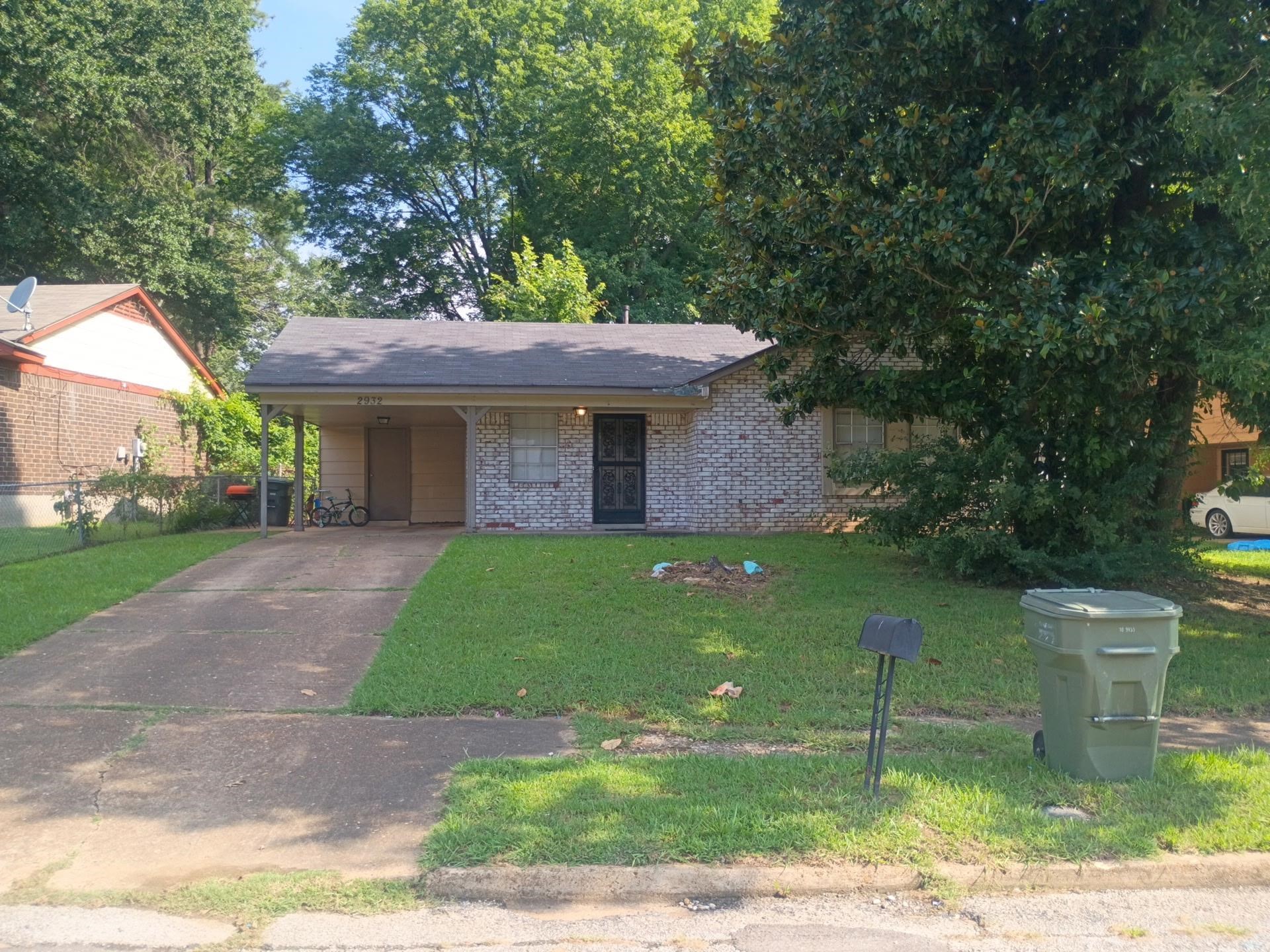 2932 LETREC CV Property Photo 1