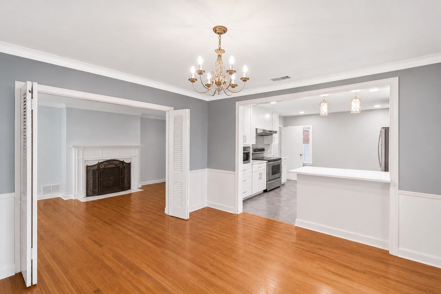 37 N Century St Property Photo 9