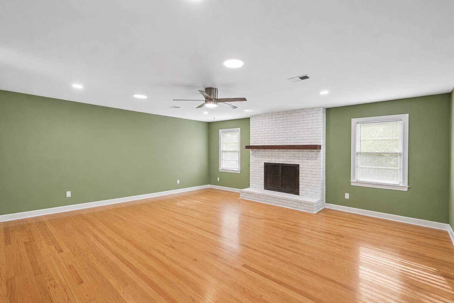 37 N Century St Property Photo 13