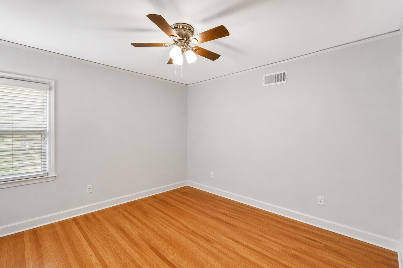 37 N Century St Property Photo 27