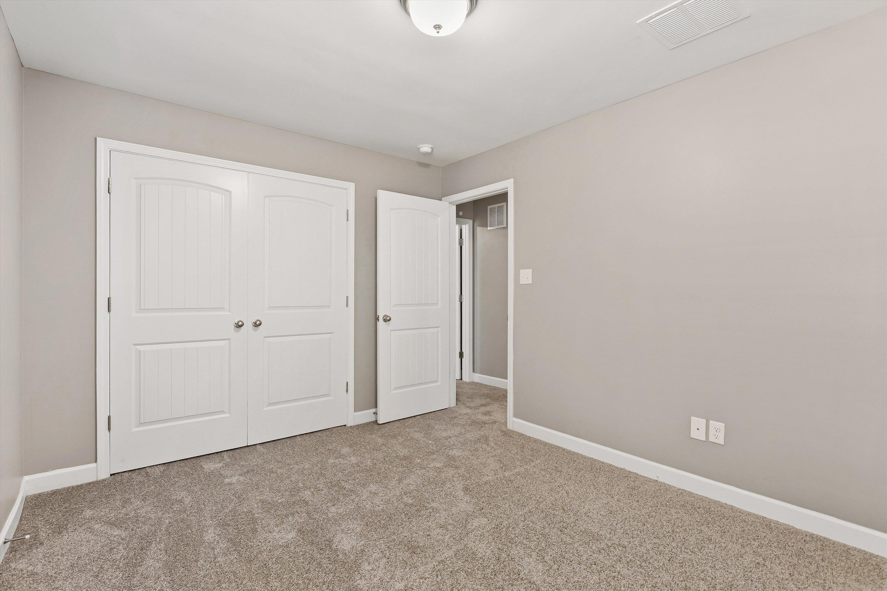 7668 Glen Laurel Way Property Photo 18