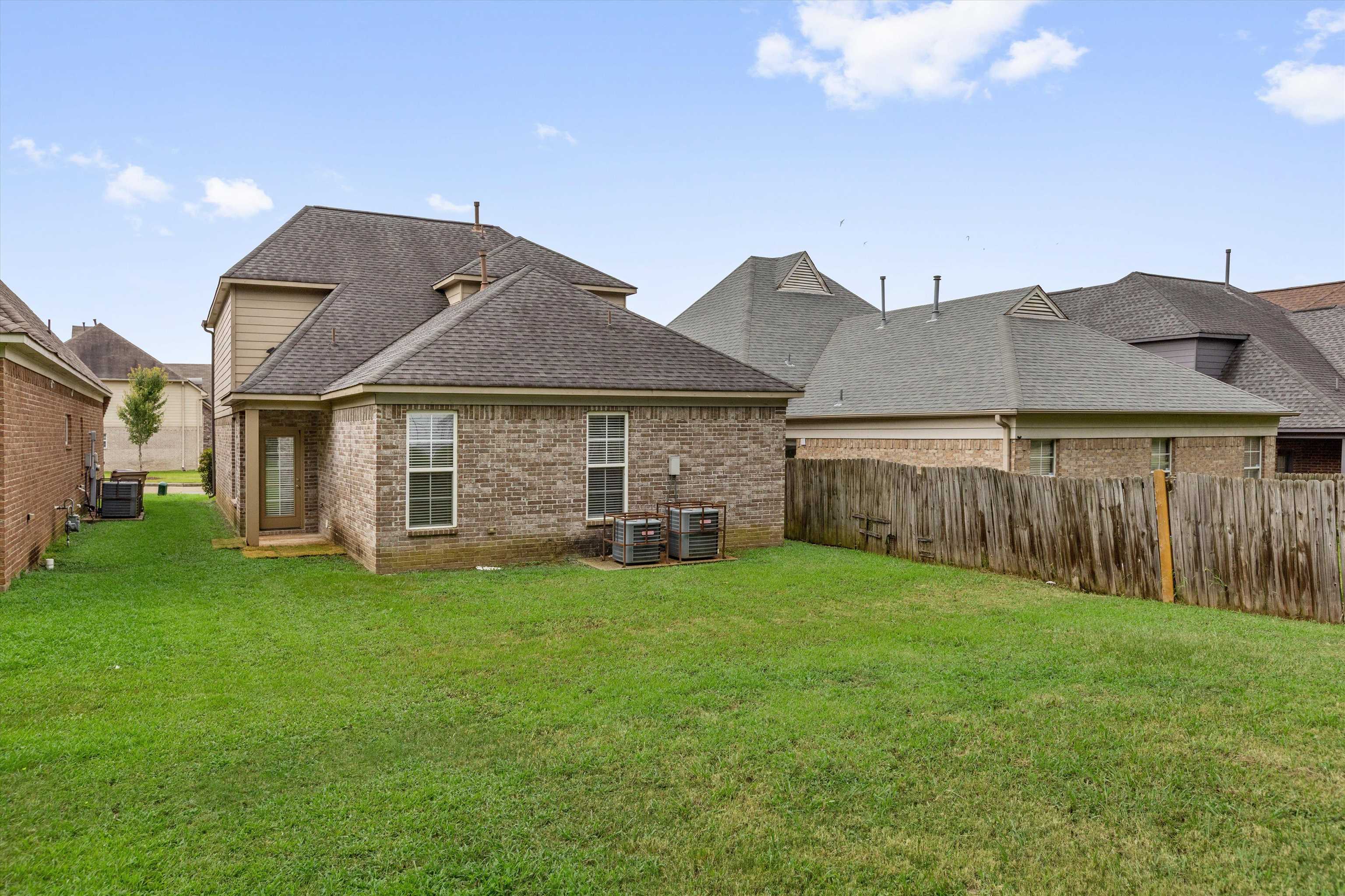 7668 Glen Laurel Way Property Photo 22