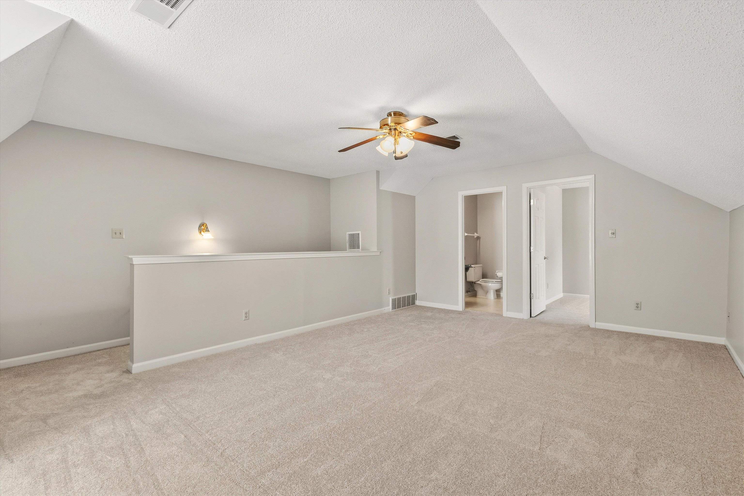 1003 Courtney Cv Property Photo 28