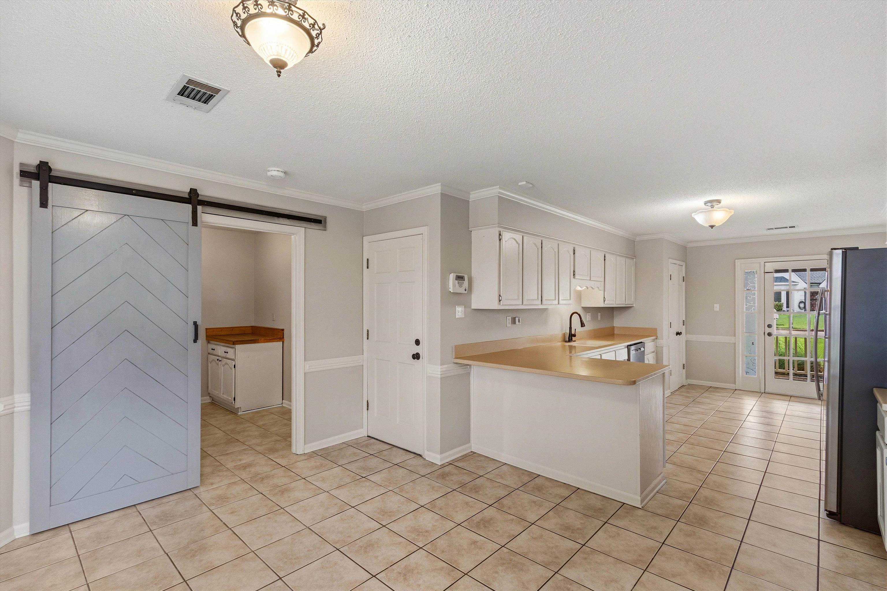 3738 Brook Trail Ln Property Photo 9