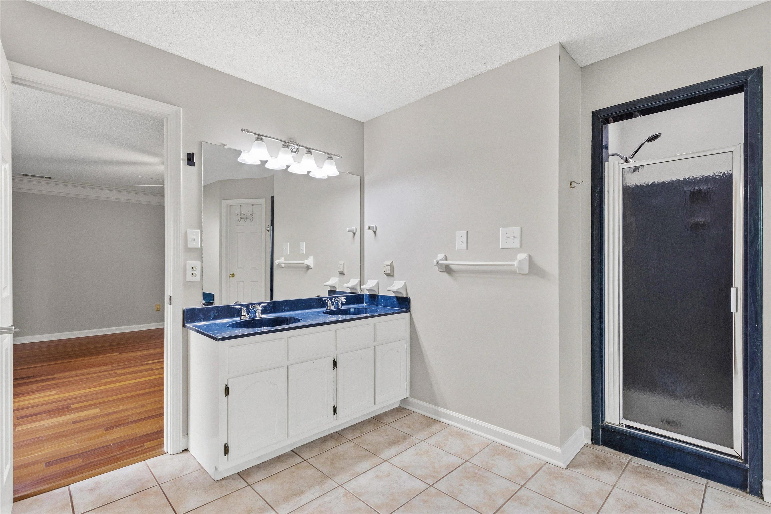 3738 Brook Trail Ln Property Photo 15