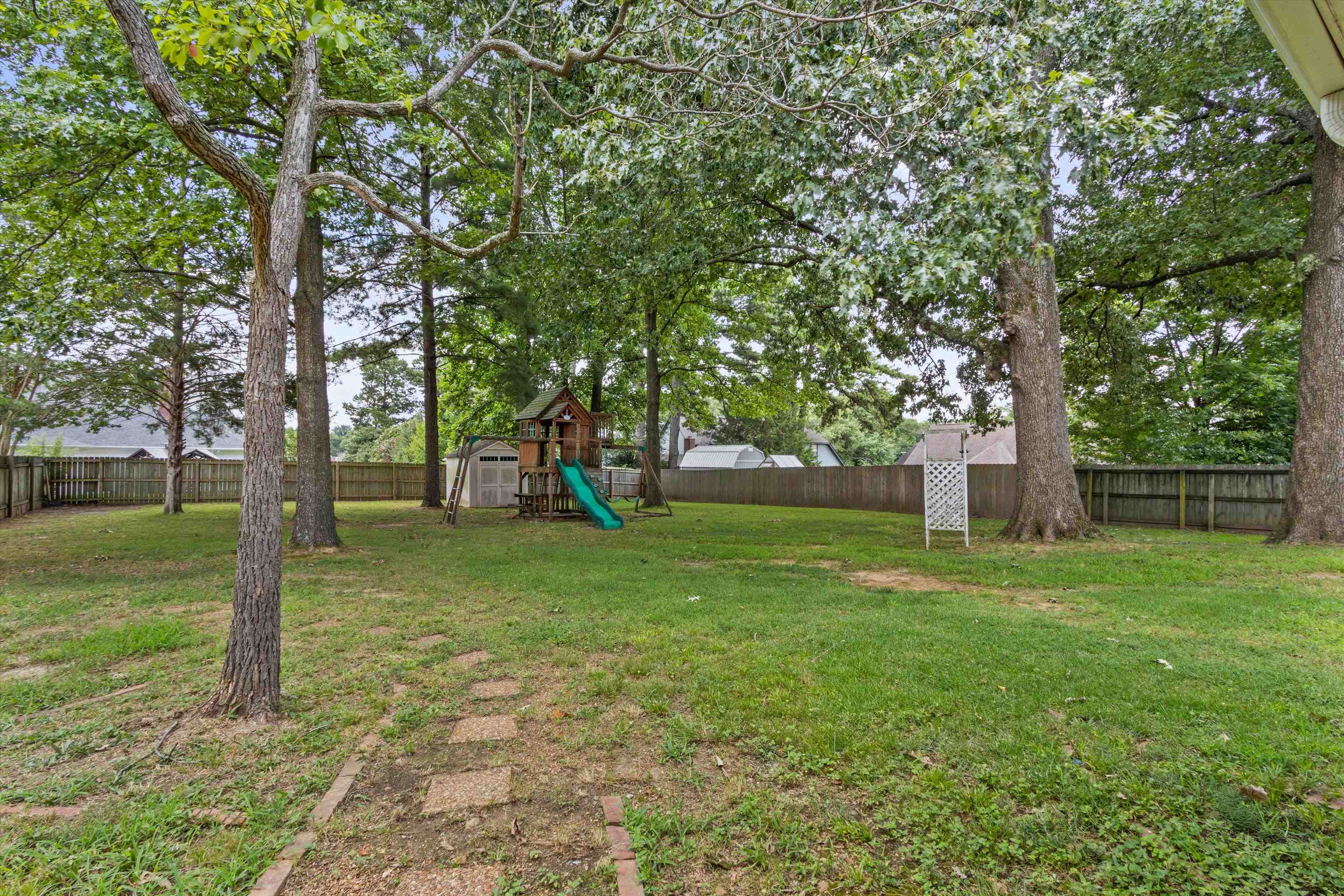 3738 Brook Trail Ln Property Photo 28